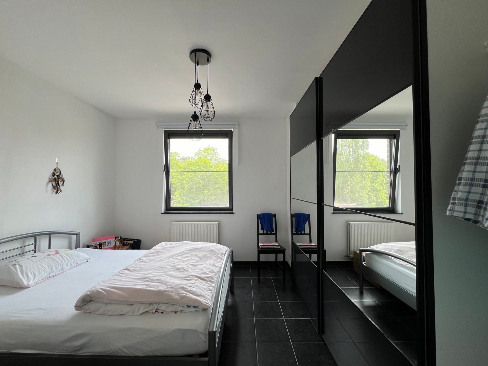 Lichtrijk appartement met 1 slaapkamer en terras foto 17