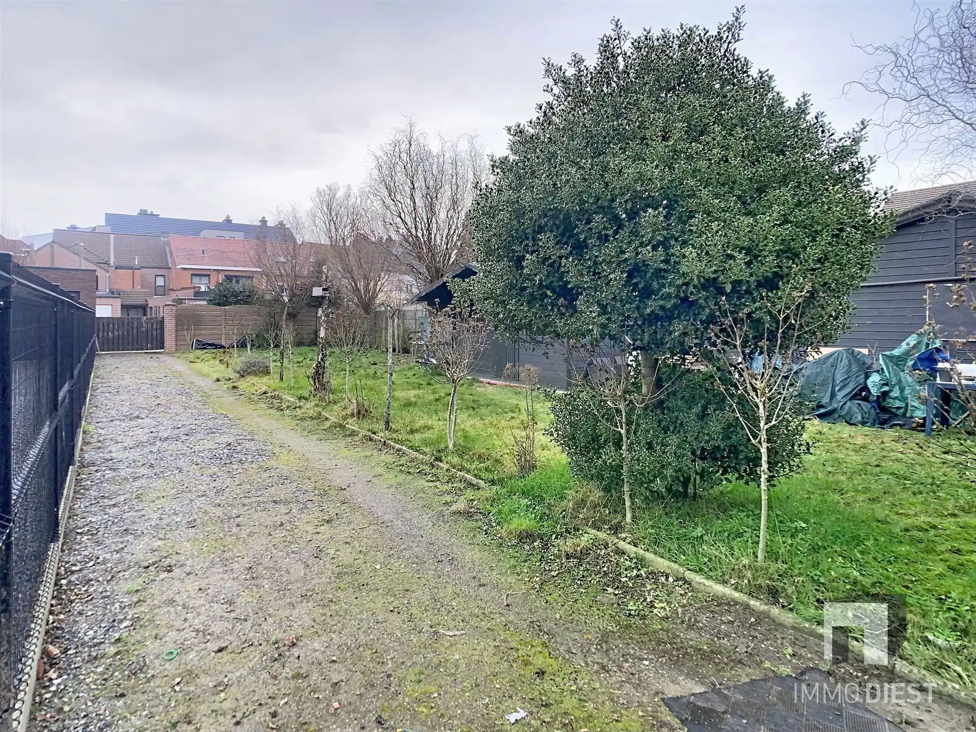 Stevige stadswoning met 4 slaapkamers in centrum Halen  foto 33