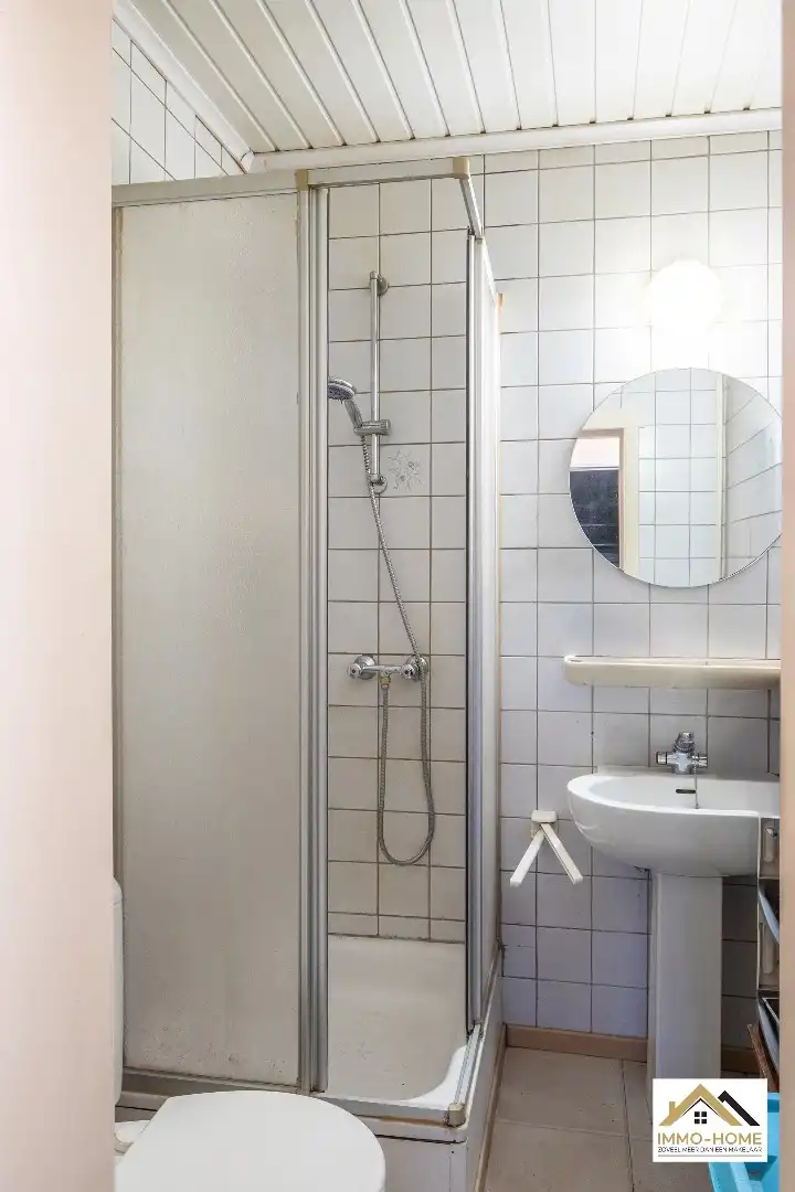 Opbrengsteigerndom met vijf appartementen foto 18