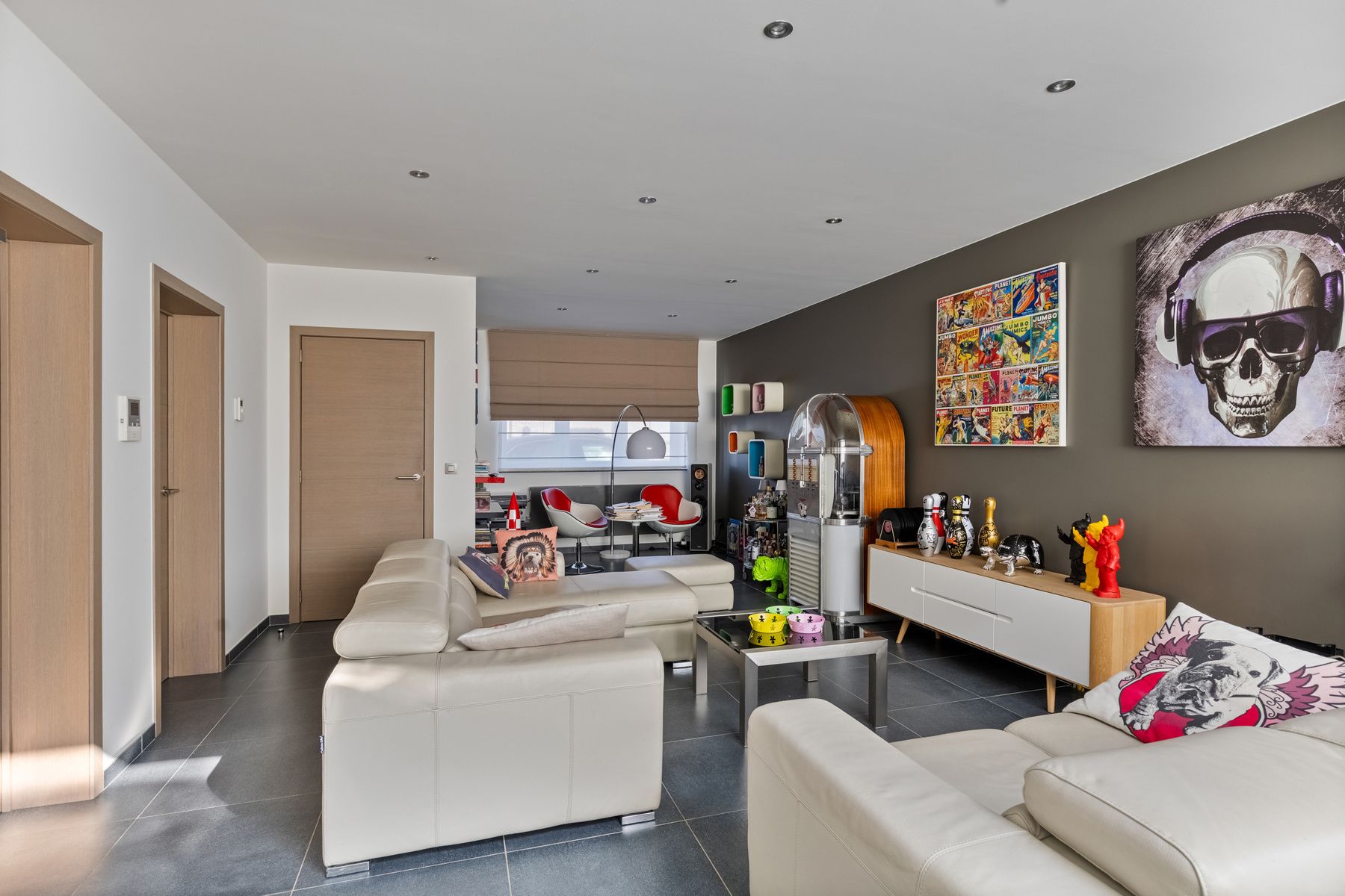 Exclusieve eigendom met loods, showroom en luxe voorzieningen in hartje Asse! foto 4