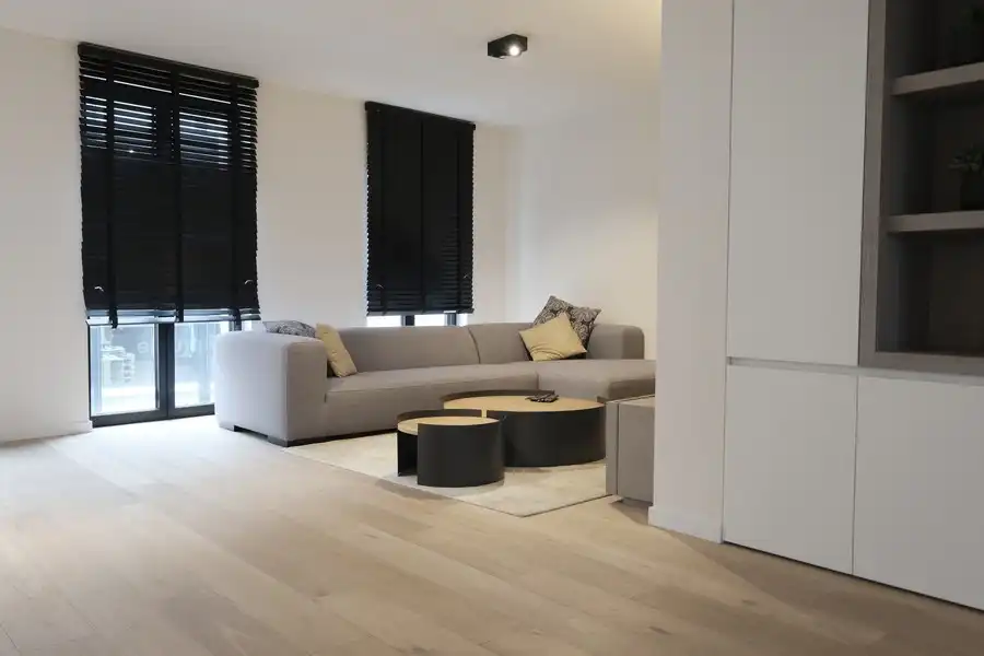 Prachtig gemeubeld luxeappartement met twee slaapkamers gelegen in dé winkelstraat van Hasselt foto 20