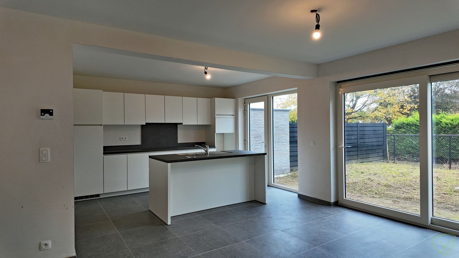 Ruime energiezuinige nieuwbouwwoning met 3 slaapkamers in Aalter! foto 5