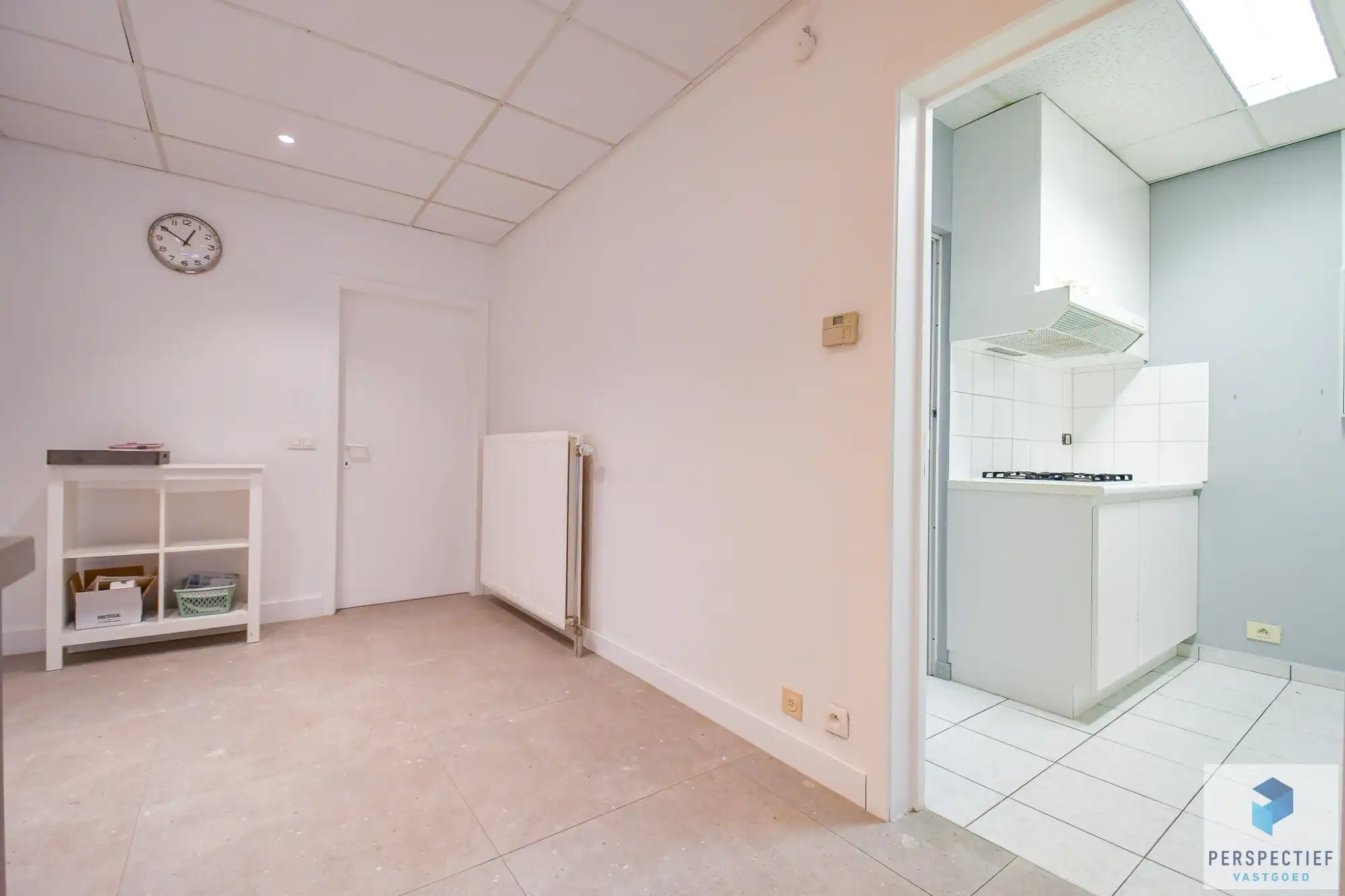 Handelspand/appartement met sterke commerciële uitstraling in Knesselare foto 11