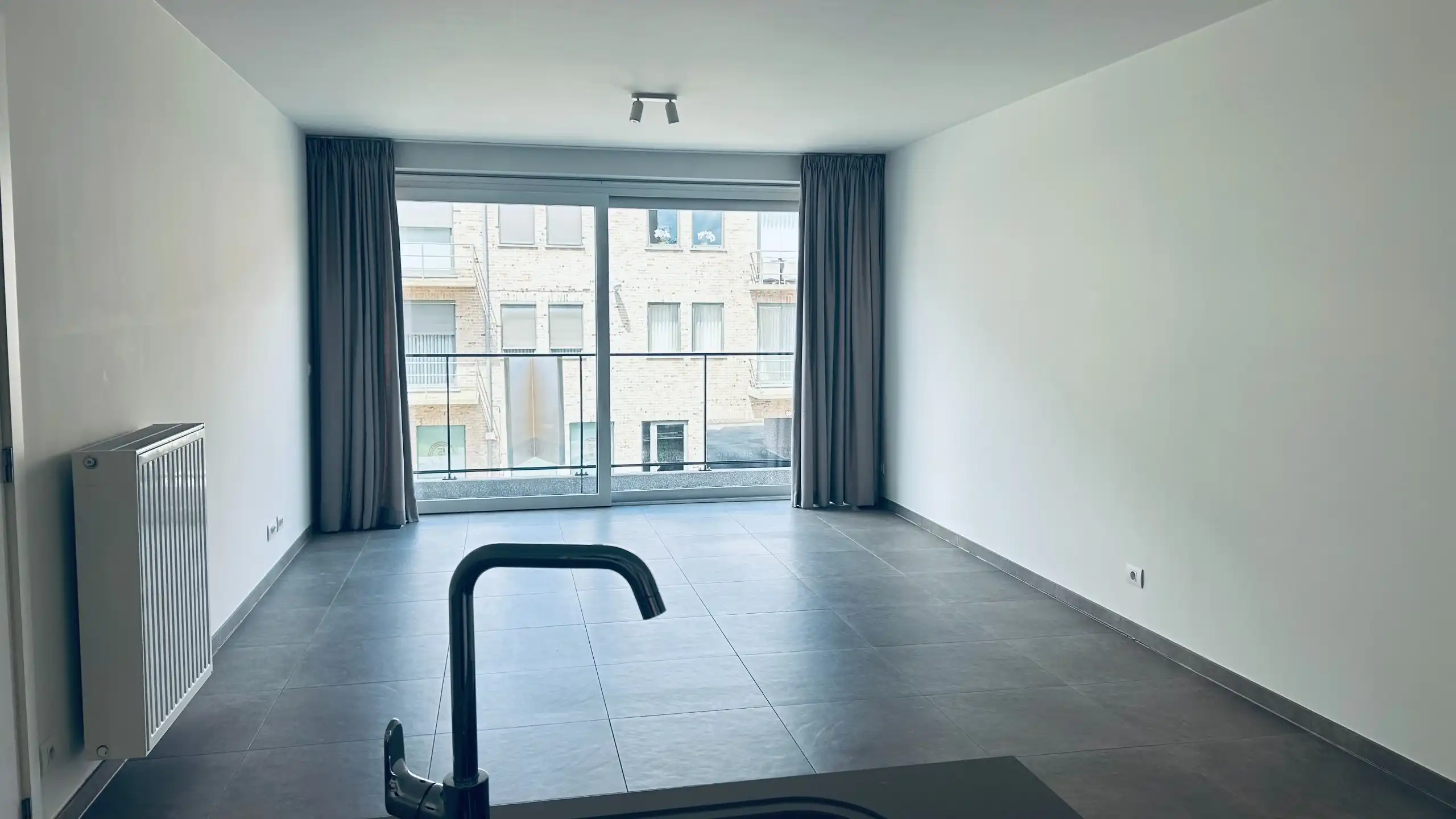 Mooi 1-slaapkamer appartement met terras en autostaanplaats foto 5