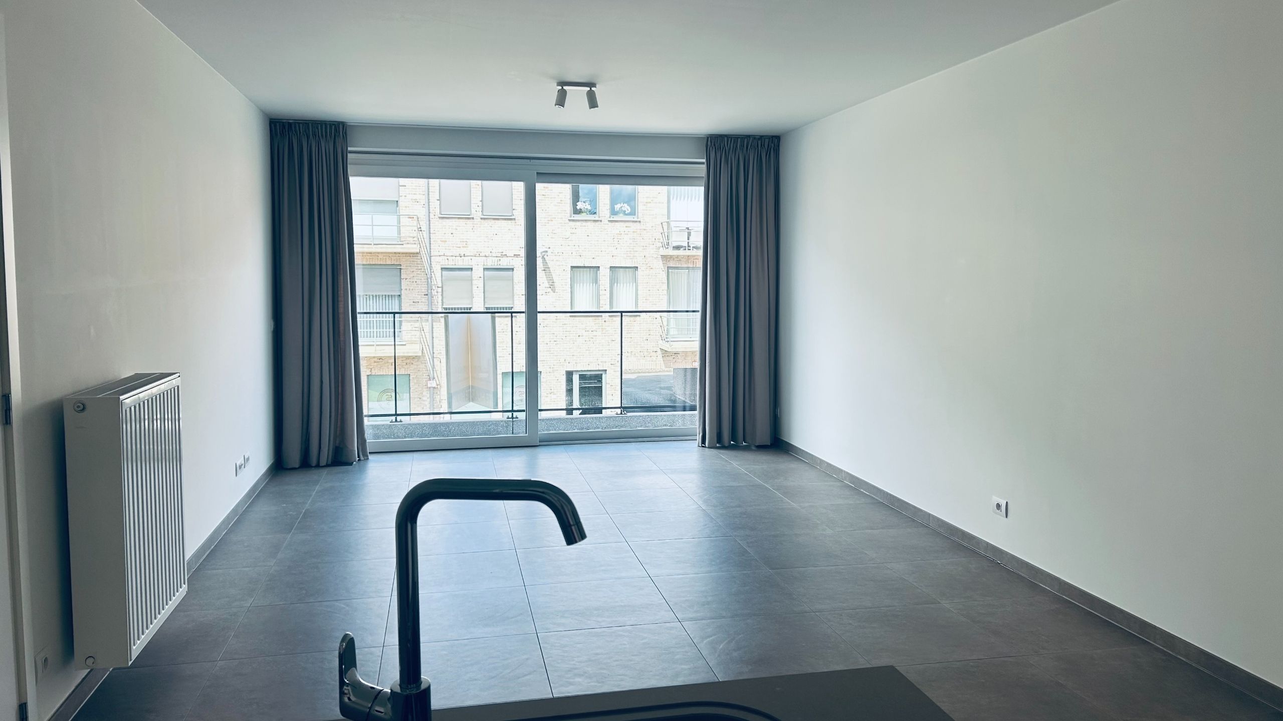 Mooi 1-slaapkamer appartement met terras en autostaanplaats foto 5