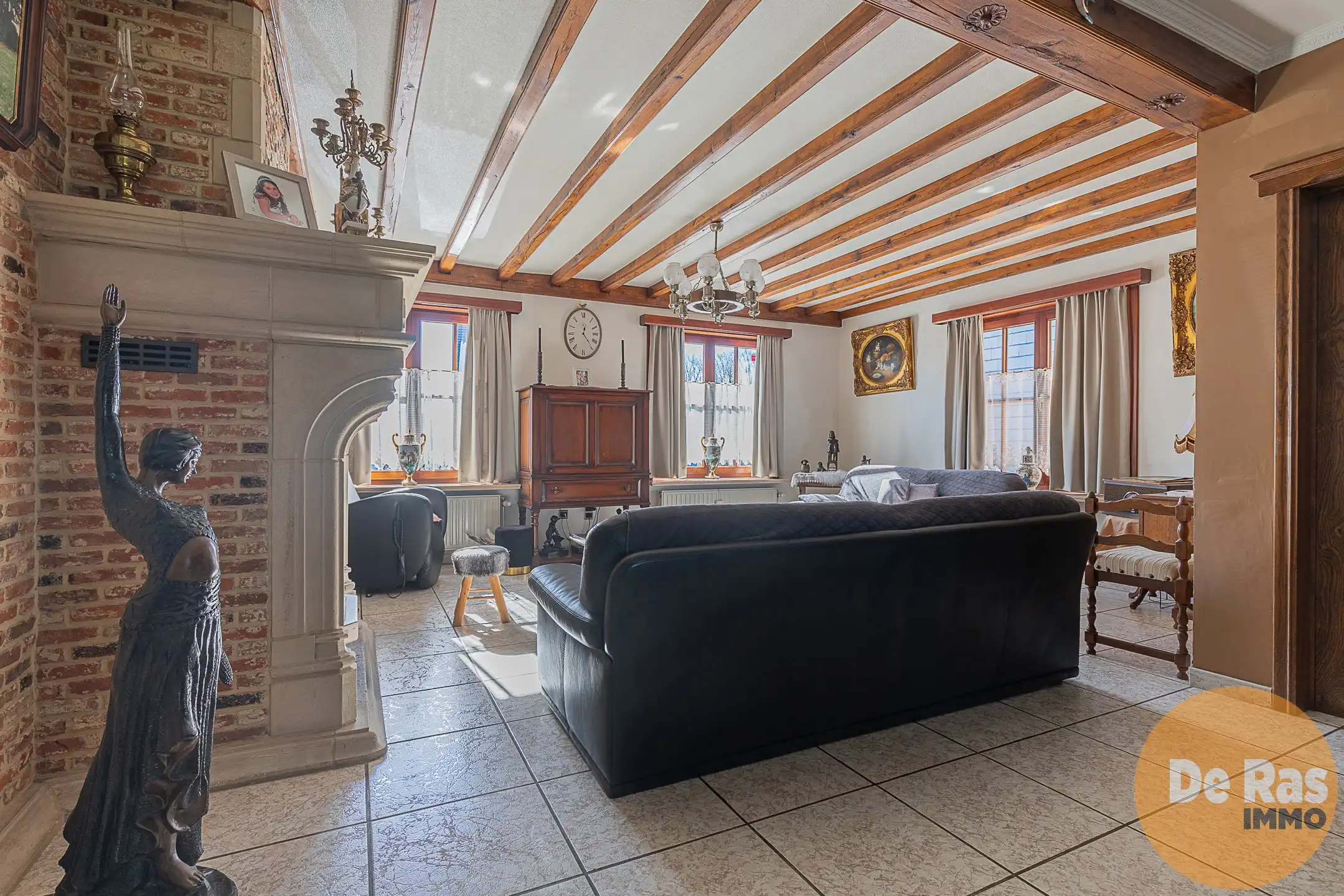 Ruime woning met grote garage en tuin vlakbij station Ede foto 6