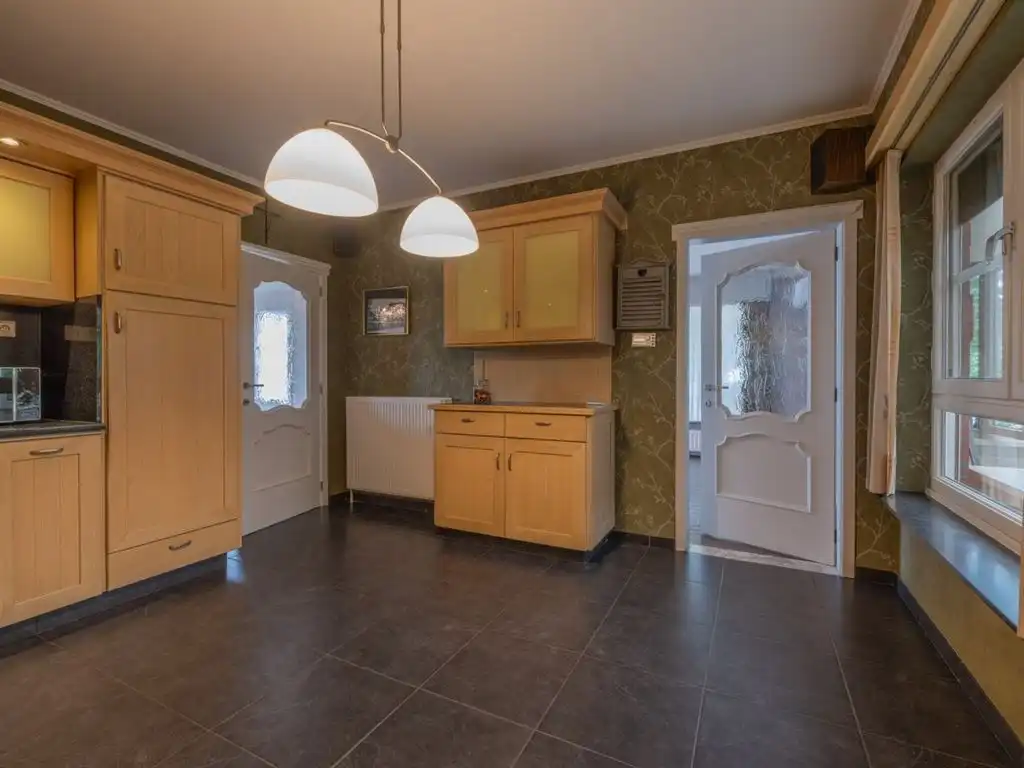 Goed onderhouden, op te frissen splitlevel woning foto 15