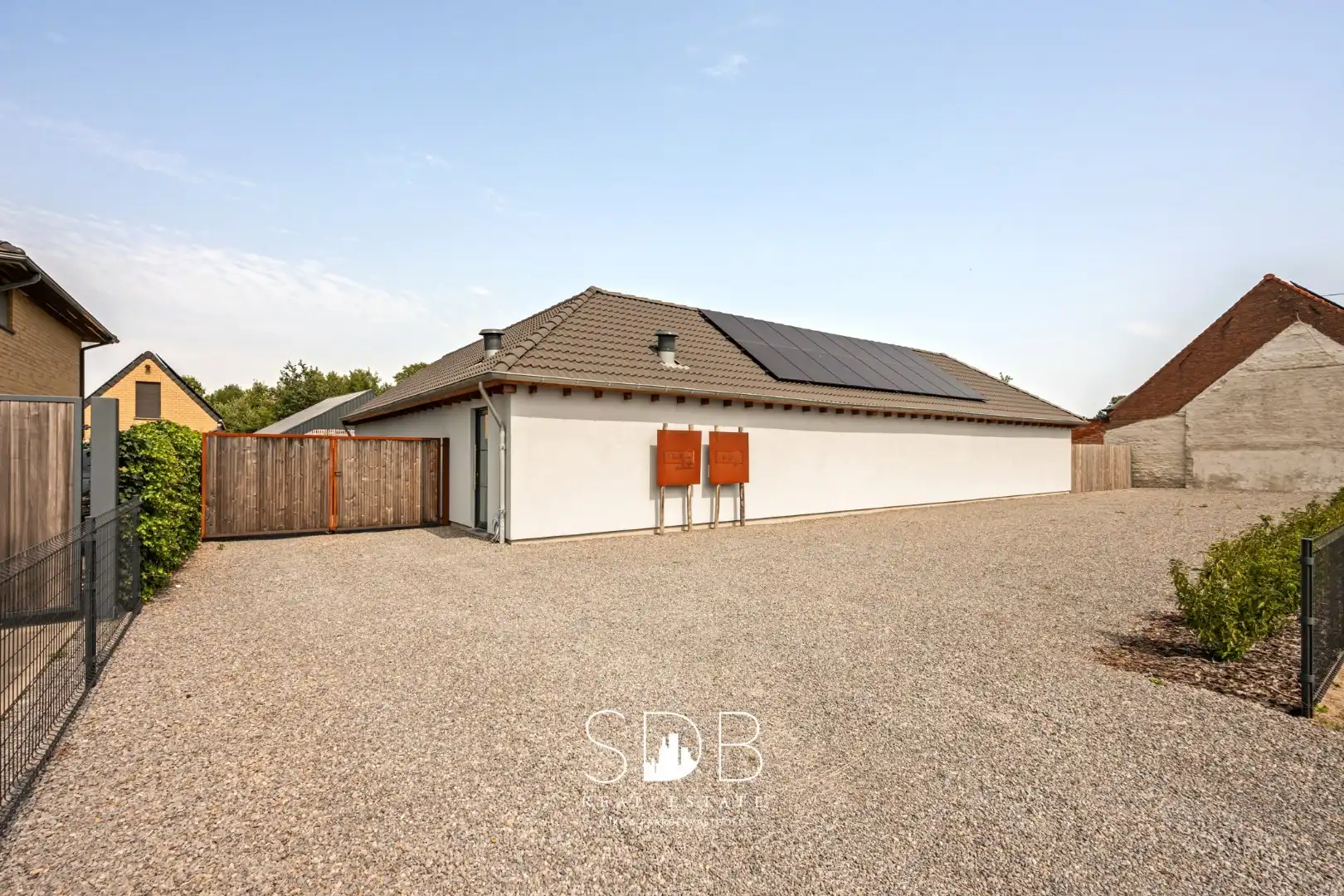 Charmante woning met aparte kantoorruimte op 14.569 m² foto 21