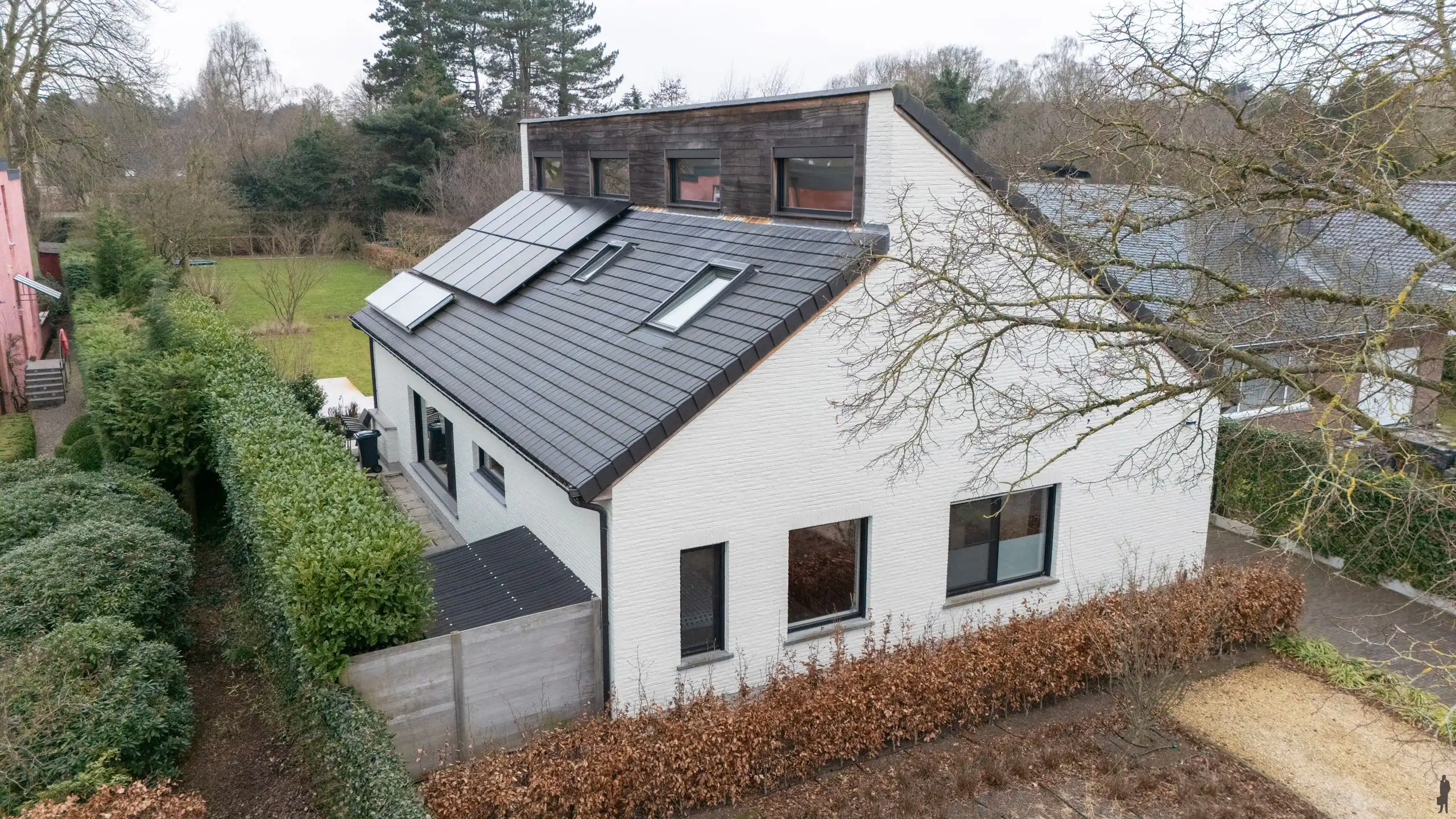 Ruime villa in rustige straat met prachtige zuid-west tuin foto 38