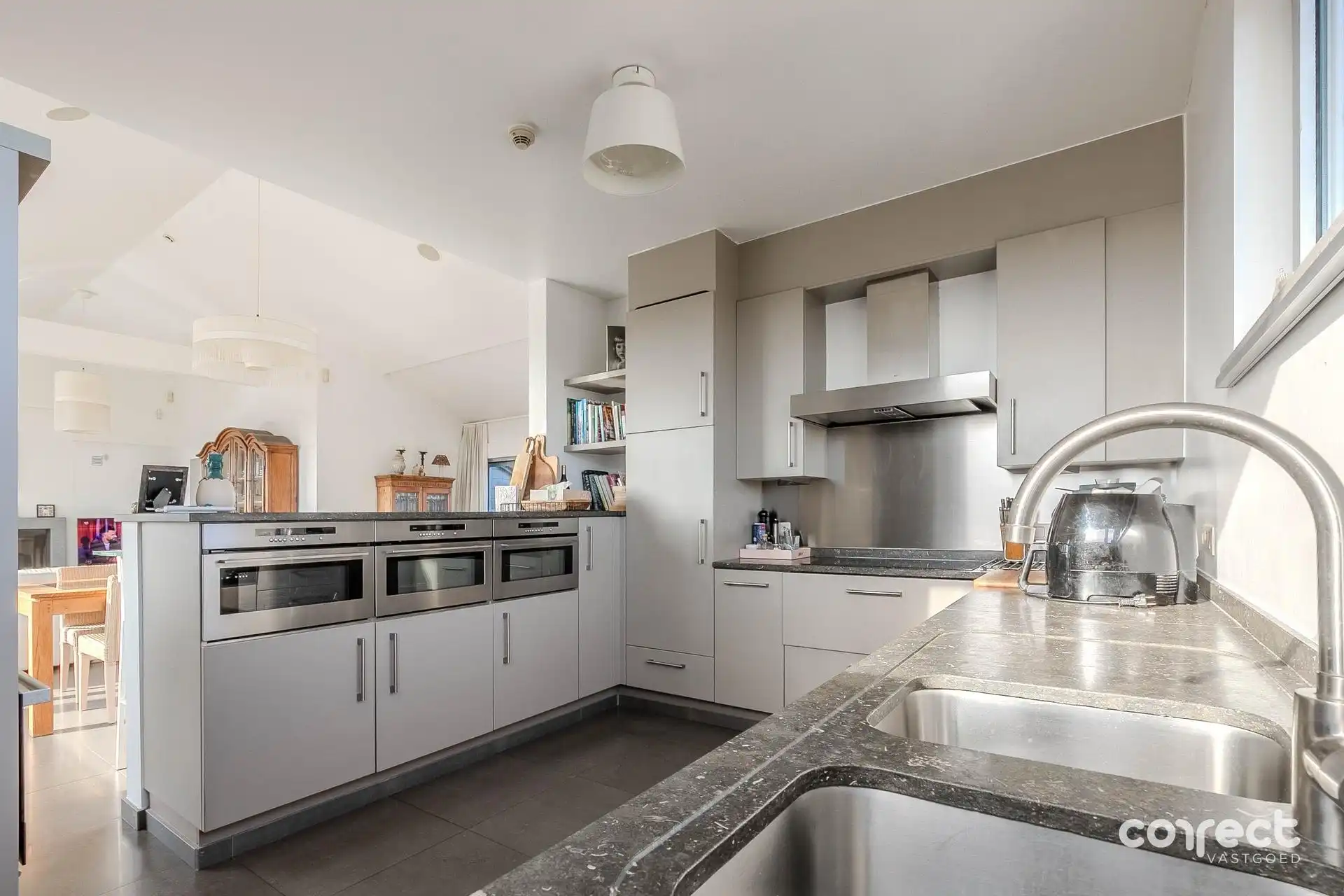 Exclusieve penthouse van 227 m² met 3 slaapkamers en 35 m² aan terrassen! foto 6
