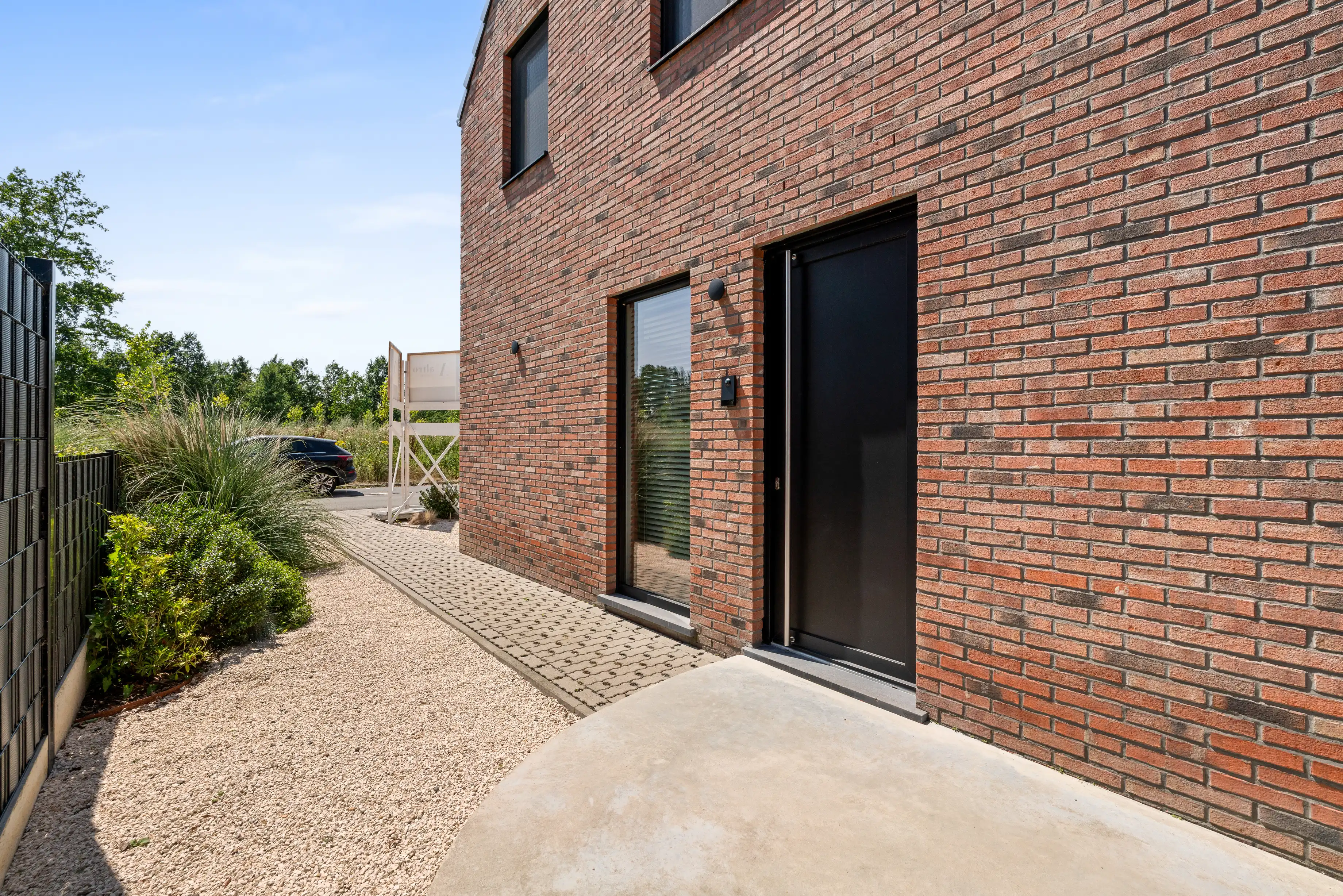 Instapklare 3-gevelwoning met luxe afwerking foto 36