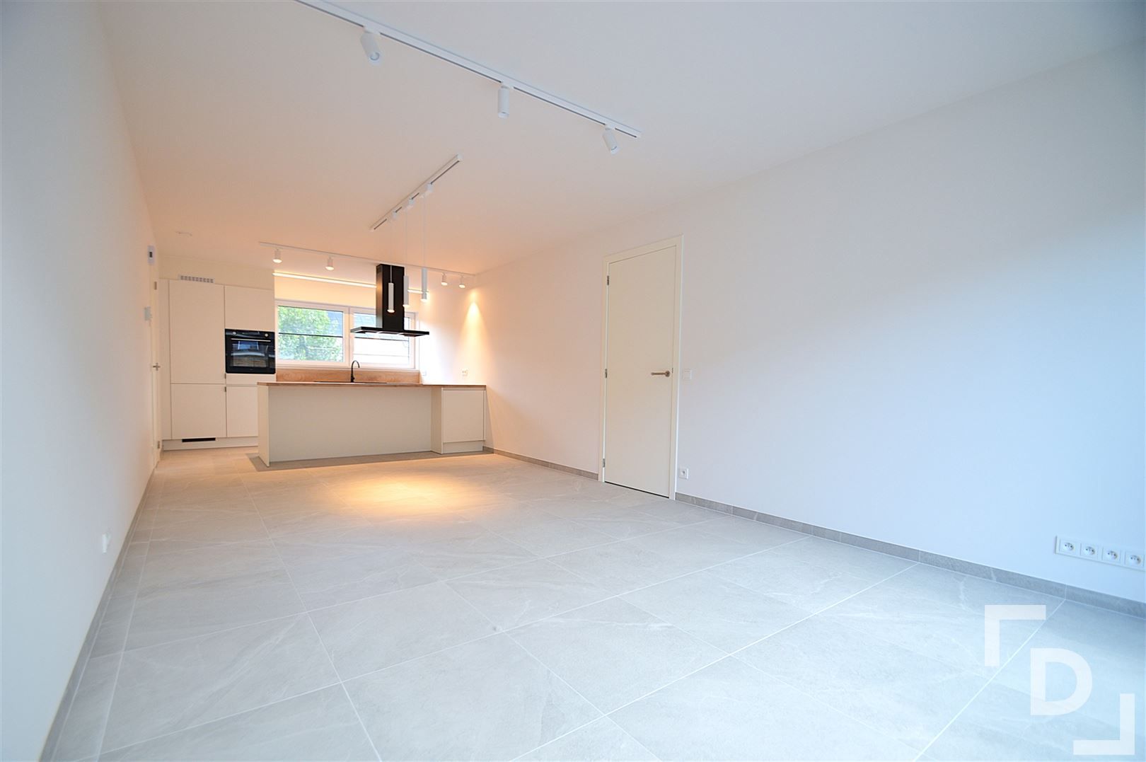 ()=>{if(producerUpdateValueVersion(node),producerAccessed(node),node.value===ERRORED)throw node.error;return node.value} Oude Houtmarktstraat 7/2.2 - 8900 IEPER