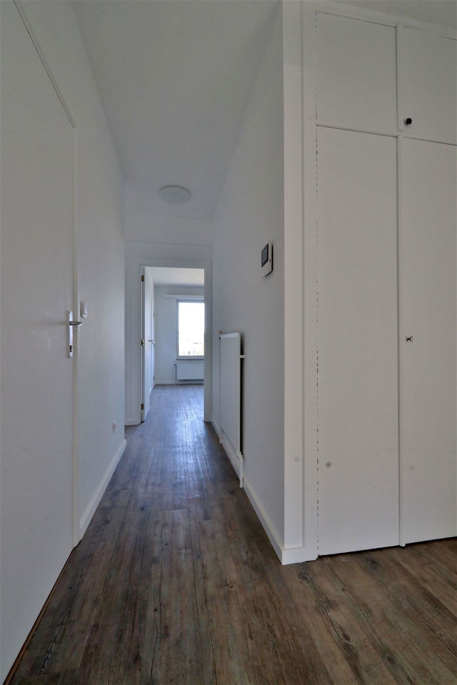 2 kamer appartement met garage en berging  foto 12