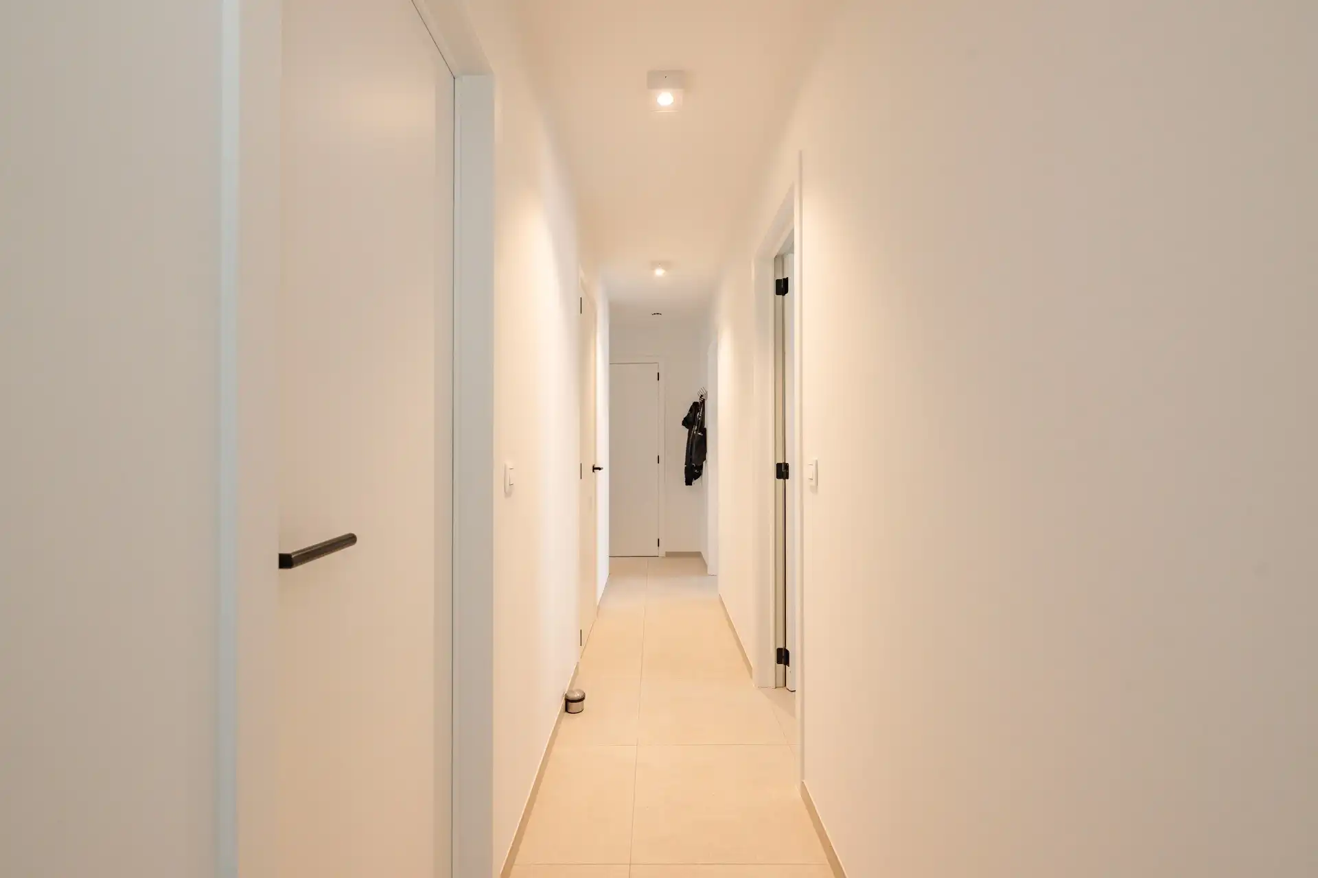 Prachitg Instapklaar appartement met 3 slaapkamers, polyvalente ruimte en terras in Sint-Eloois-Vijve 🏡 foto 26