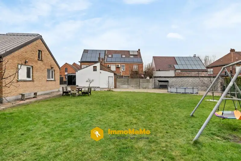 HUIS TE KOOP MET GROTE TUIN IN CENTRUM SINT-KRUIS-WINKEL foto 28