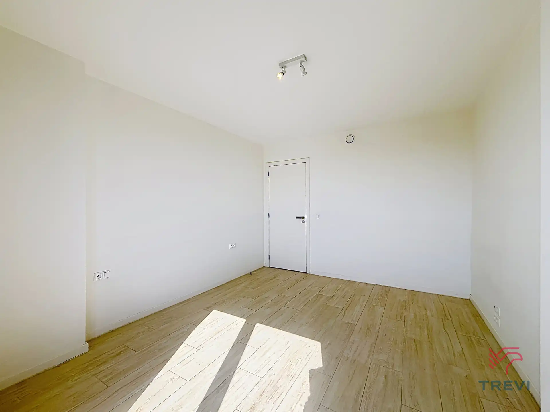 Mooi appartement met 1 slaapkamer + P foto 5