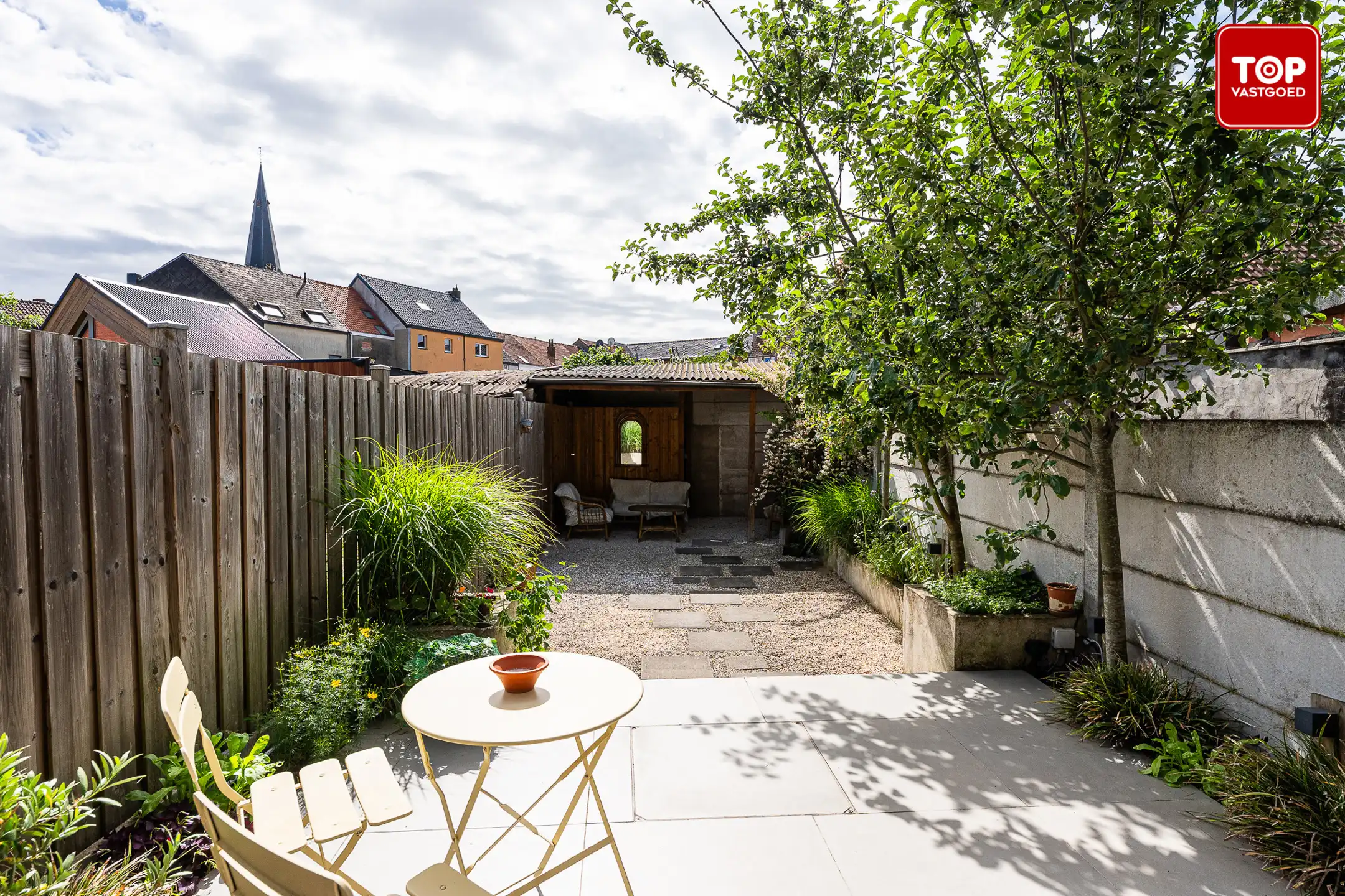 Gezellige stadswoning met zonnige tuin op toplocatie foto 22