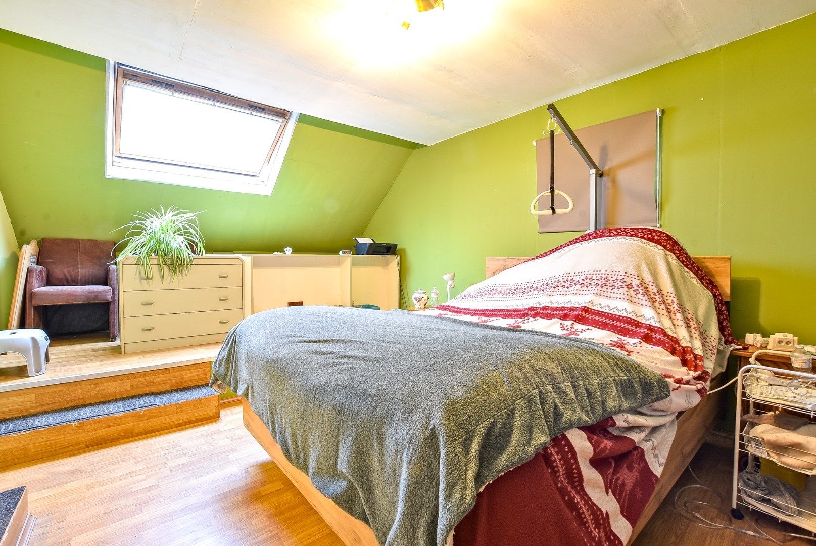 Halfopen bebouwing met 3 slaapkamers op 861m² te Diksmuide! foto 13
