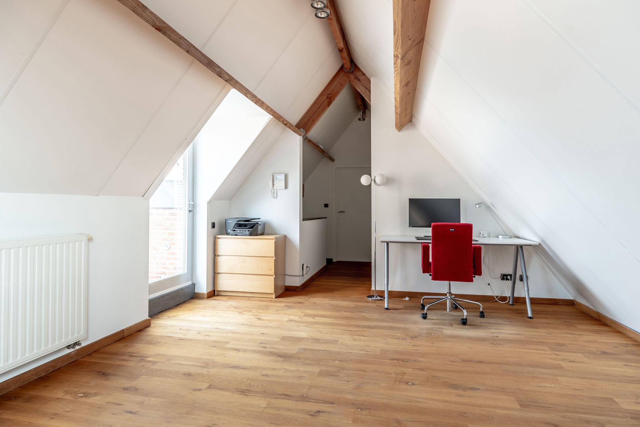 Ruim duplex-penthouse met 4 slpk, 2 (dak) terrassen en vrij uitzicht te Hoogstraten! foto 30