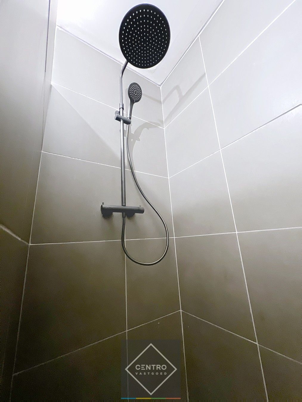 TOPAANBOD, halfopen  NB-woning met 3 slpks, ZUIDger. tuin, GARAGE én ZONNEPANELEN! foto 19