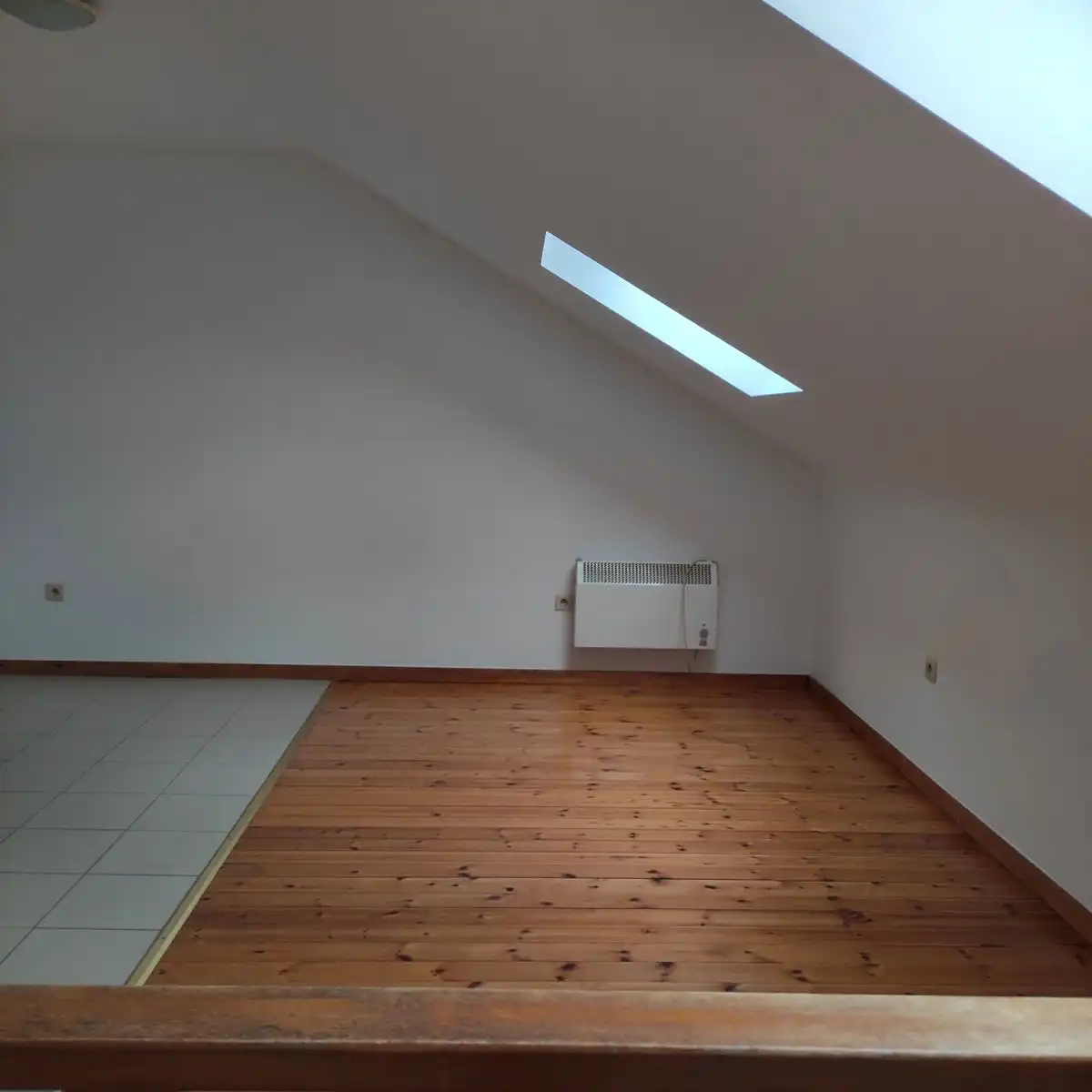 Verzorgd duplexappartement op wandelafstand van Genk foto 11