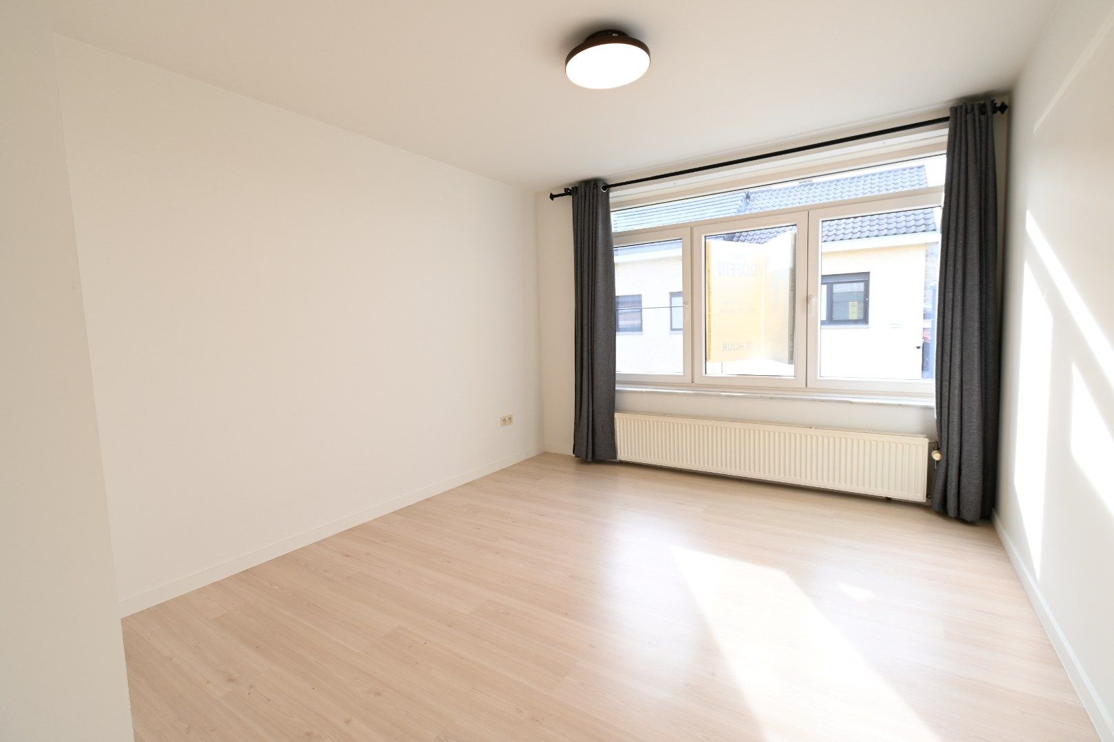 Gezellig gerenoveerd huisje met terras en tuintje op zeer rustige landelijke ligging foto 12