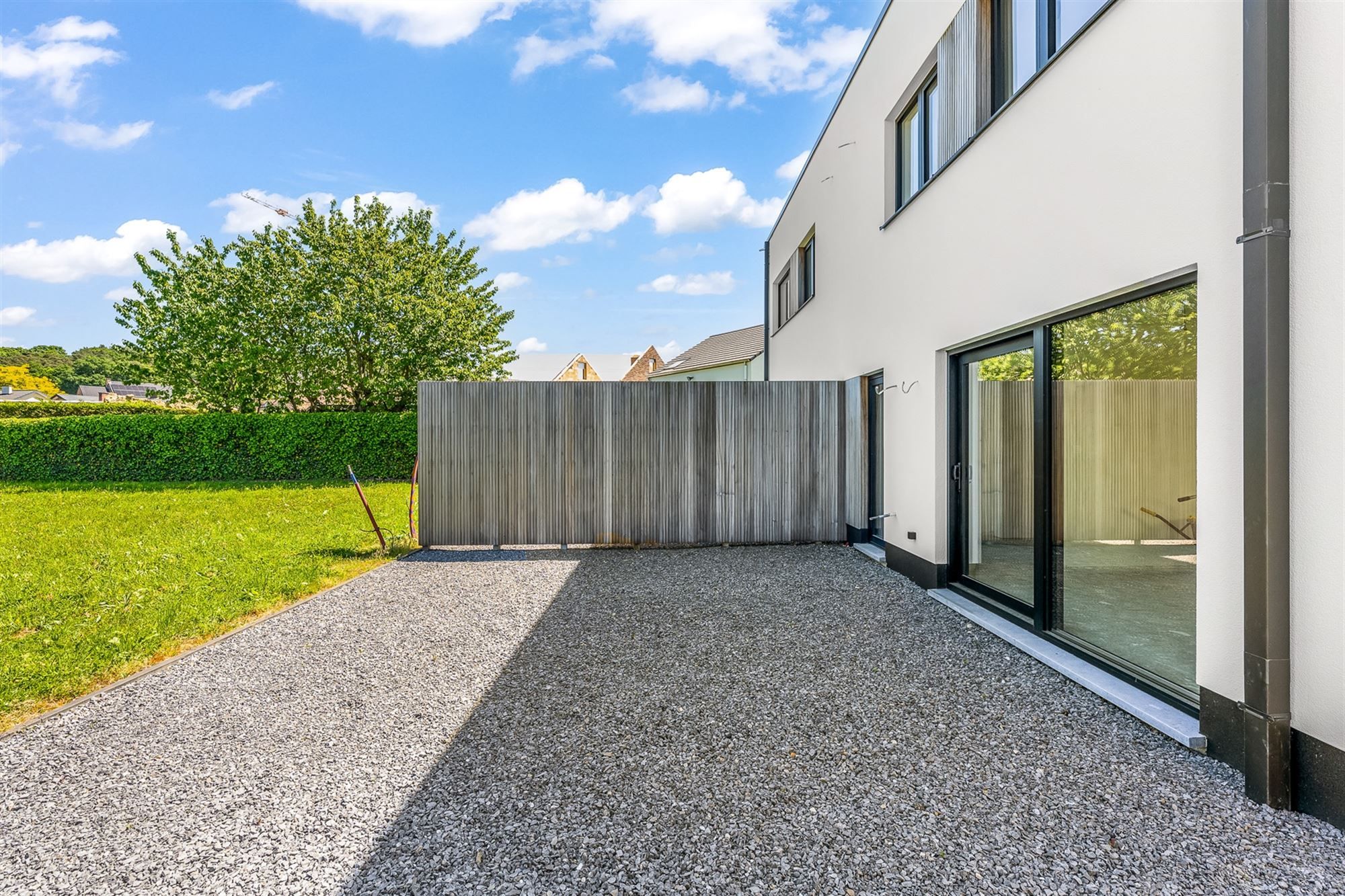 KWALITATIEF EN ENERGIENEUTRALE WONING OP RUSTIG GELEGEN PERCEEL TE PAAL foto 4