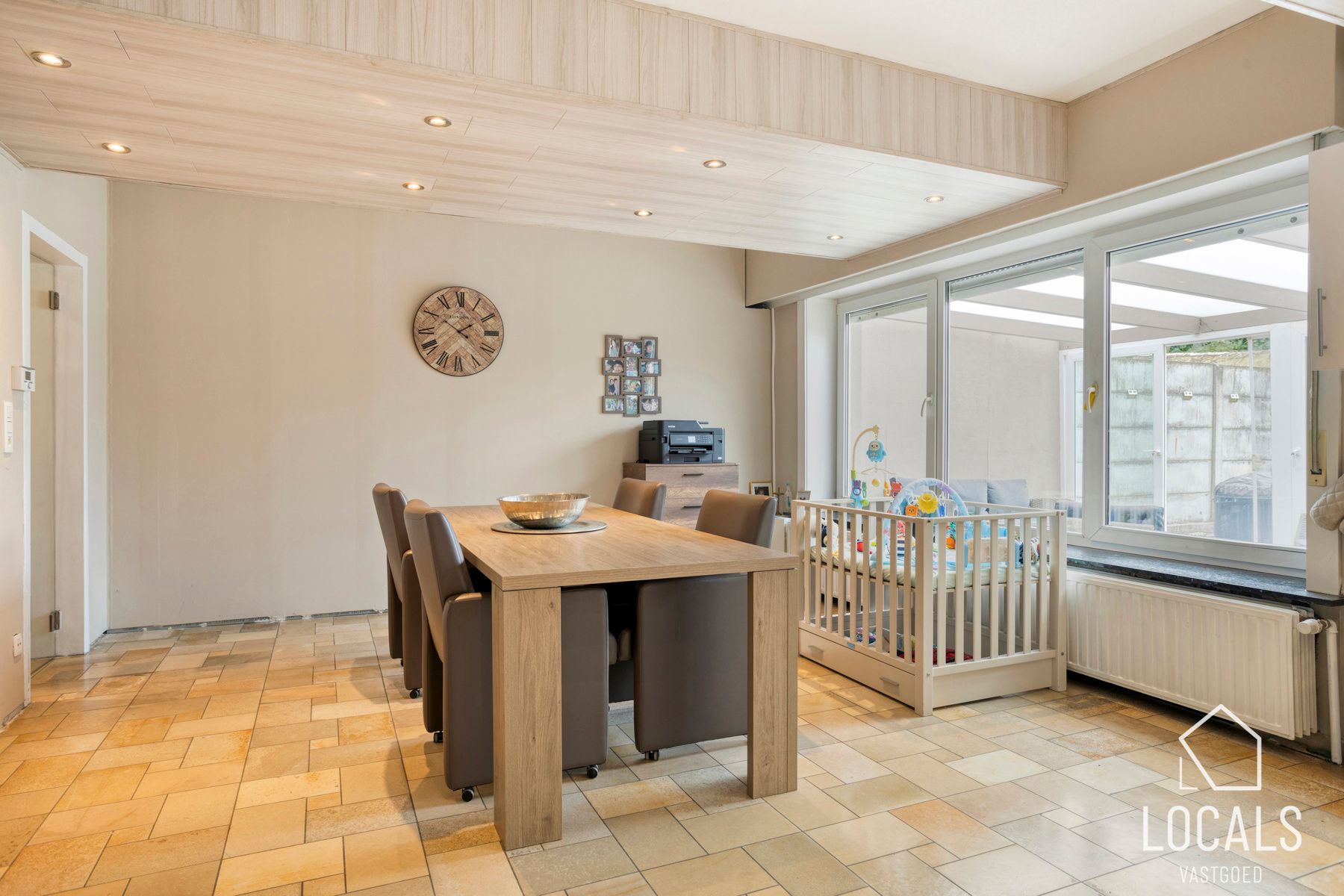 INSTAPKLARE WONING MET 4 SLAAPKAMERS  + TUIN EN GARAGE foto 11