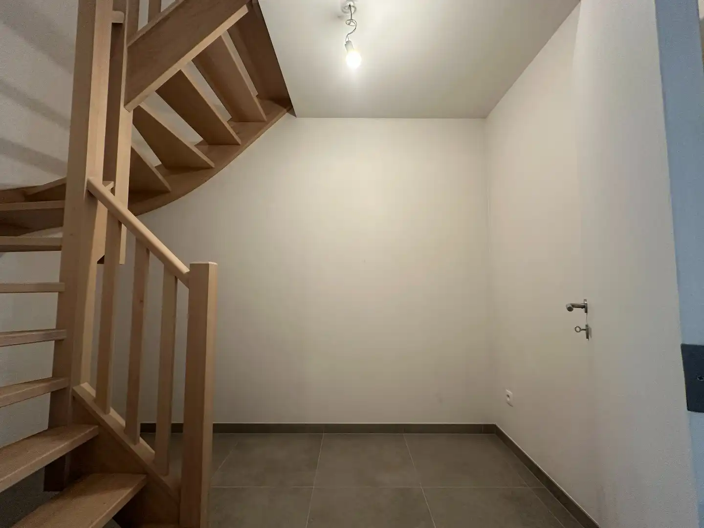 Mooie nieuwbouwwoning met 3 slpk en tuin, rustig gelegen in Torhout Wijnendale foto 13