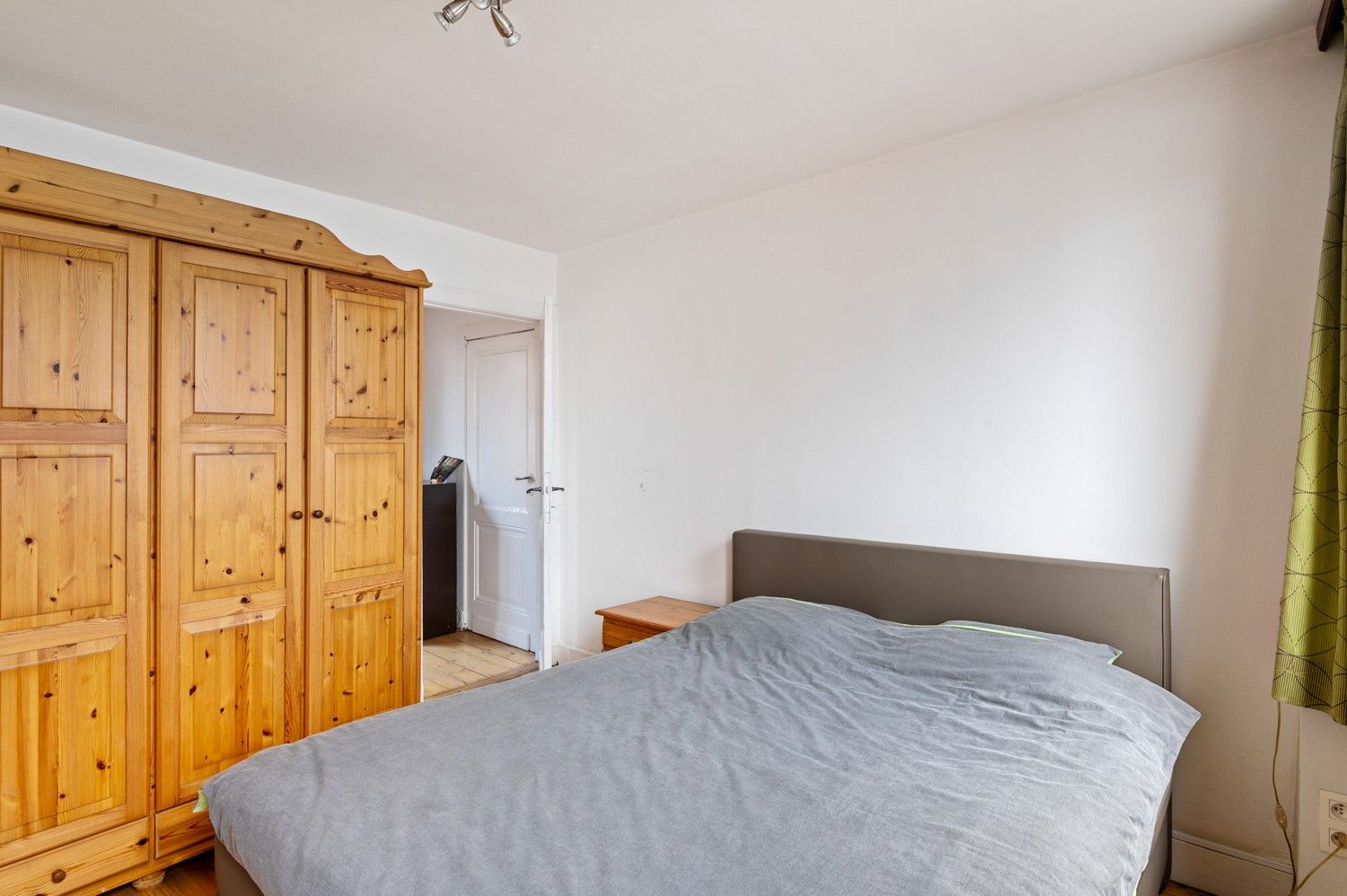 Handelshuis met restaurant en woning in centrum Antwerpen! foto 14