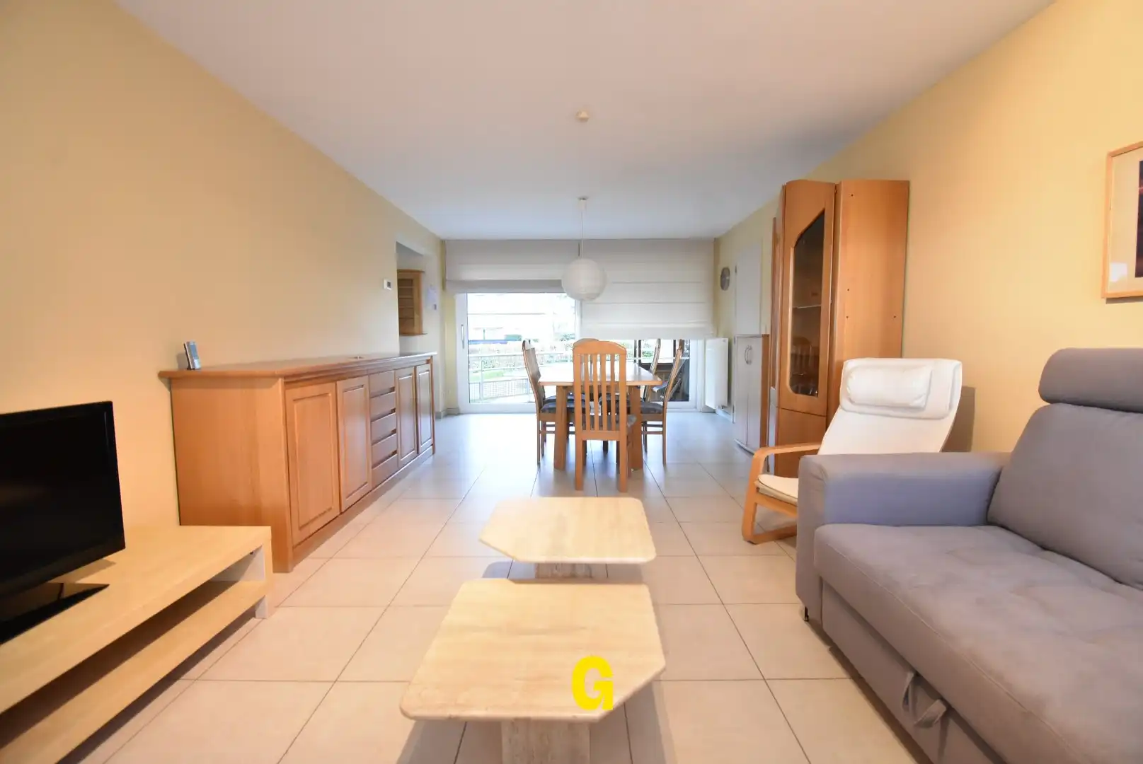 Ruim en degelijk appartement met twee slaapkamers, garage en kelderberging foto 7