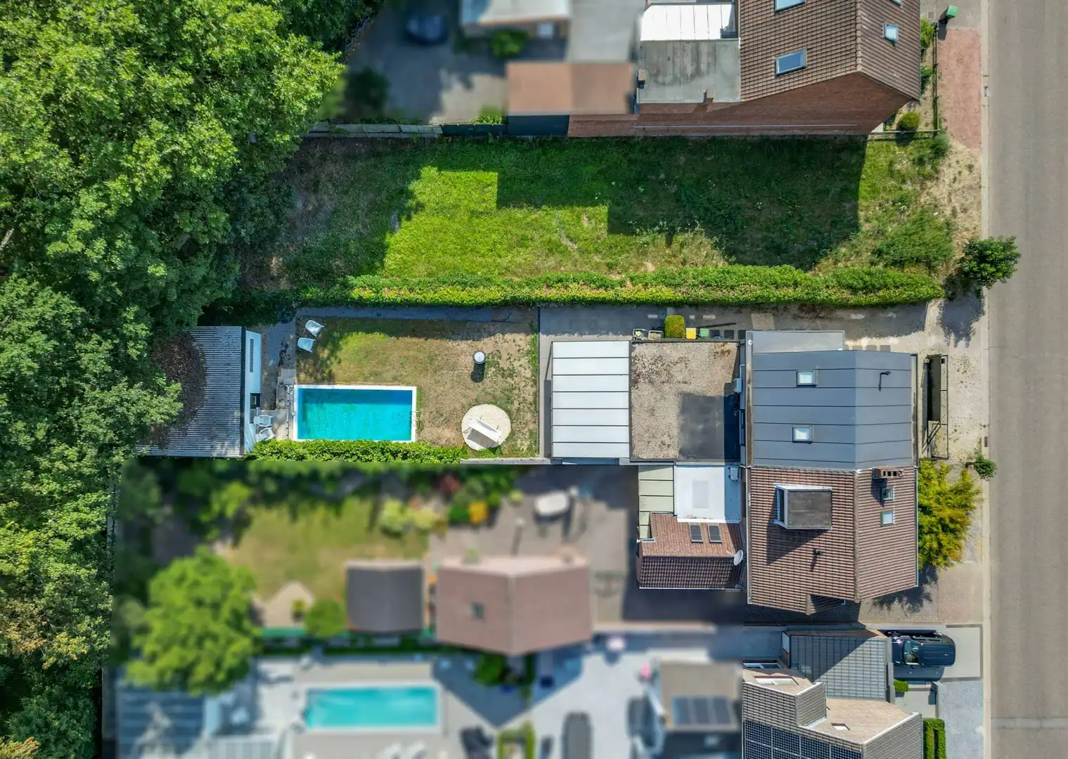 INSTAPKLARE GEZINSWONING MET ZWEMBAD, SAUNA EN RUIME TUIN OP TOPLOCATIE IN LANAKEN foto 24