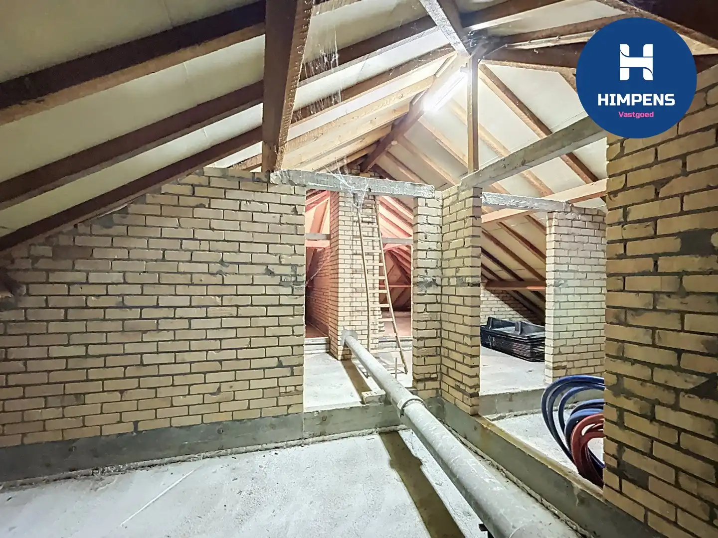 Te renoveren villa met grote tuin en uitbreidingsmogelijkheden foto 20