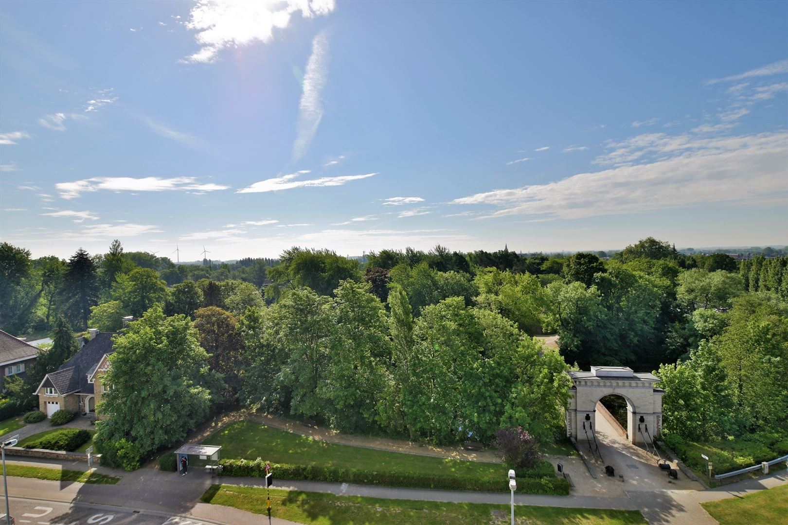 Ruim dakappartement met fantastisch zicht in het hartje van Dendermonde  foto 9