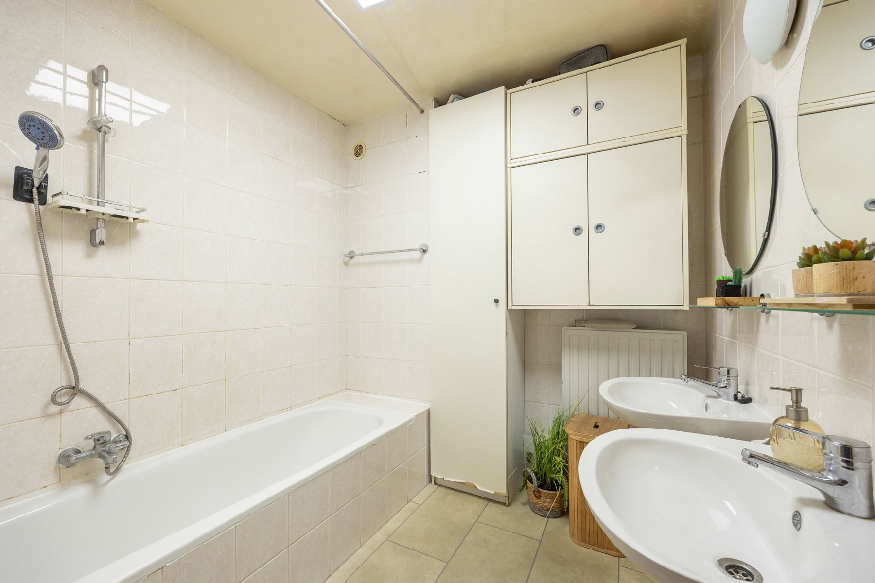 Rustig gelegen 2-slaapkamerappartement met terras foto 9