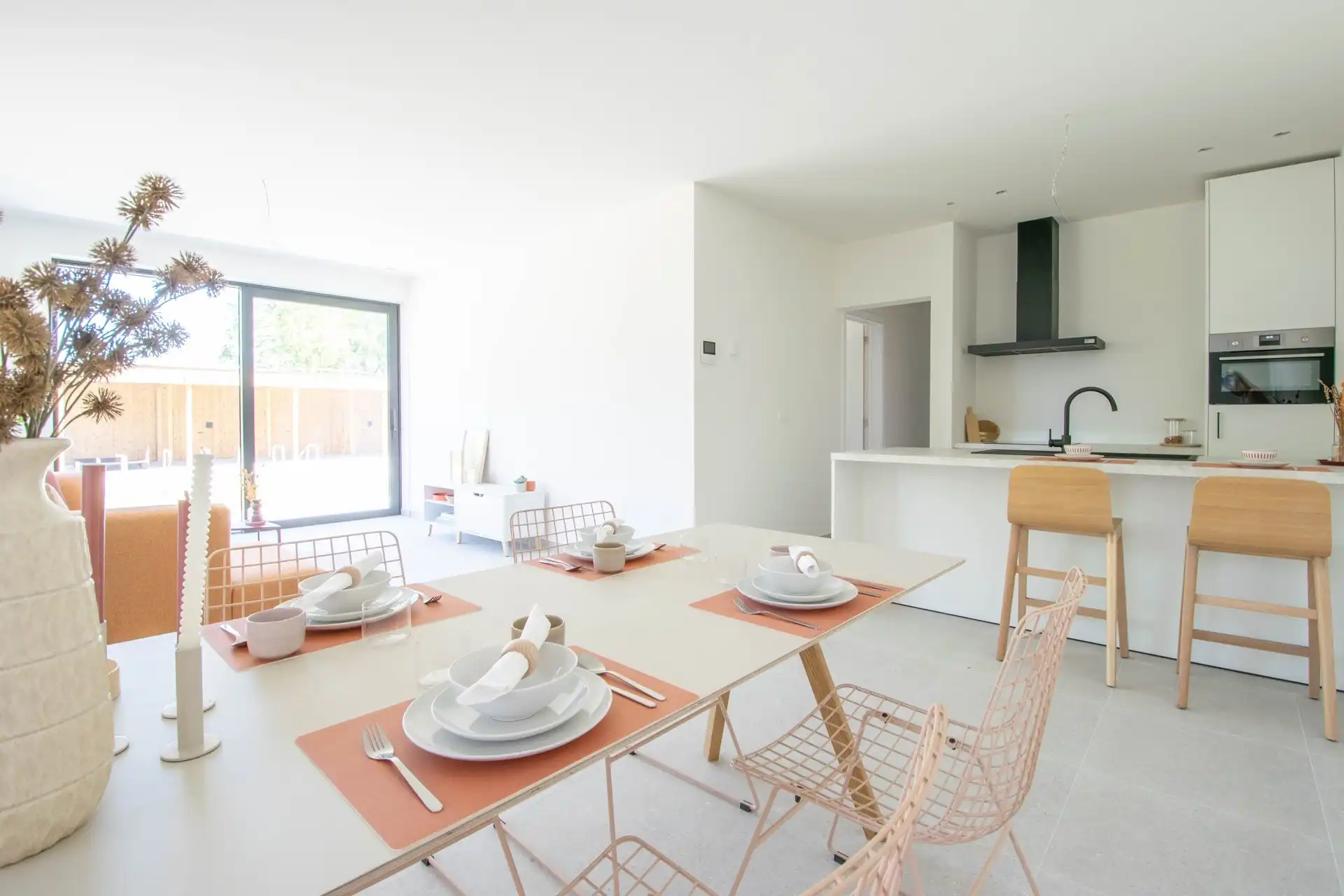 Afgewerkt nieuwbouwappartement met 3 slaapkamers & privé tuin (127m²) foto 3