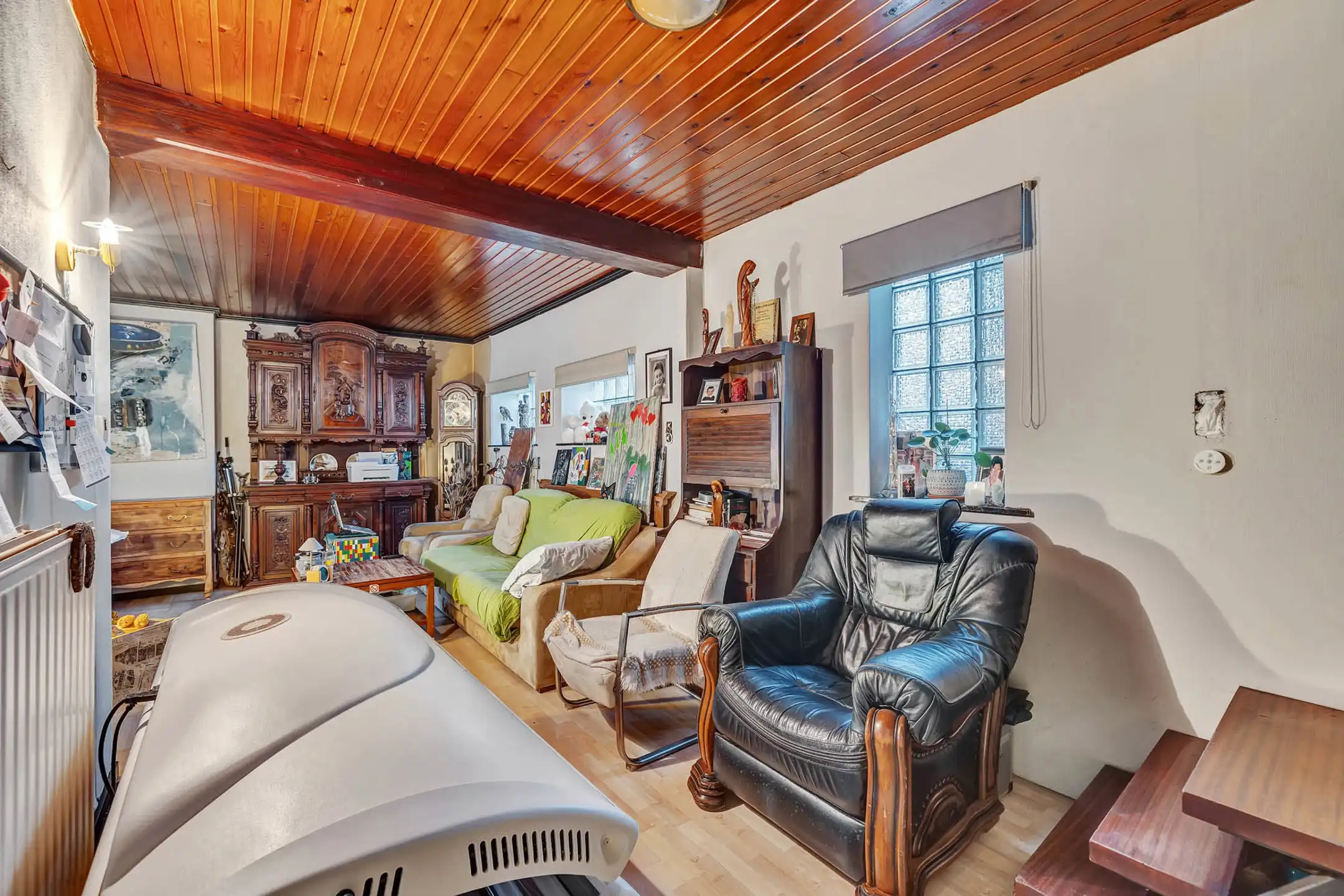 Te renoveren woning met tuin op commerciële ligging foto 8