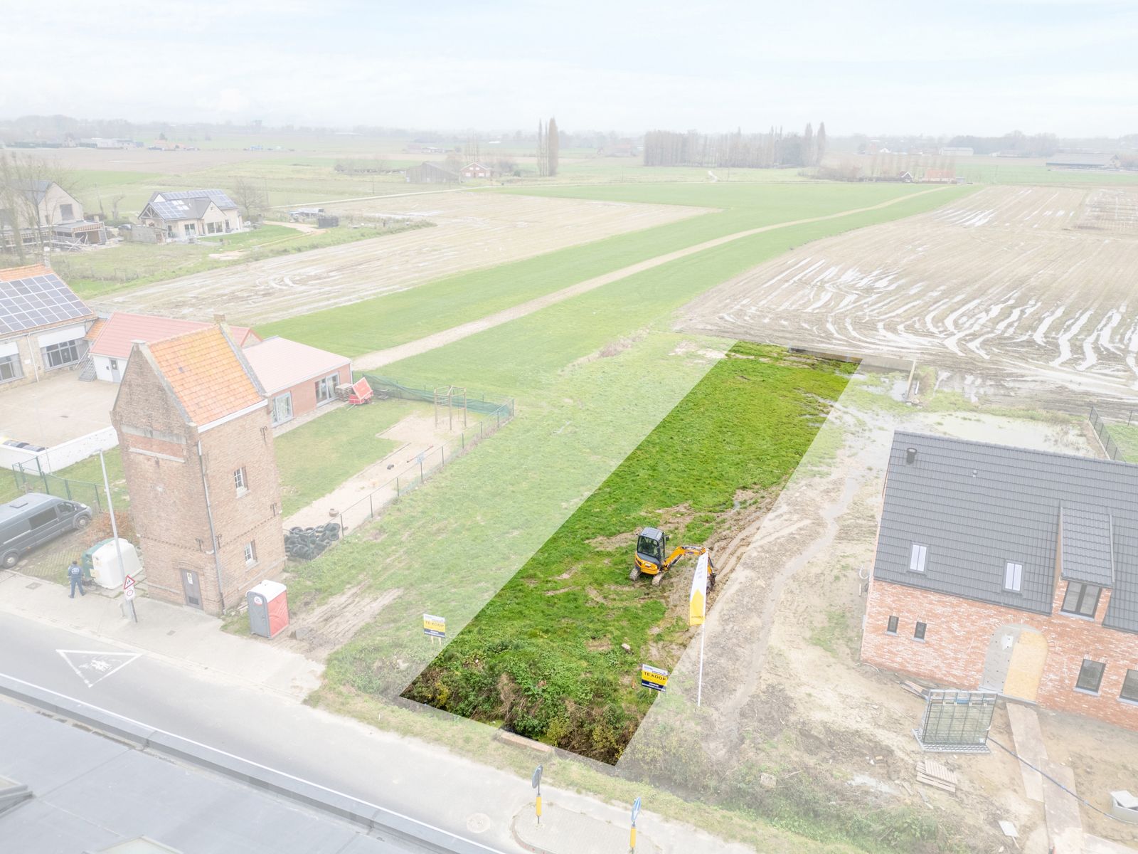 Bouwgrond zonder bouwverplichting te koop in Izenberge, Alveringem foto {{pictureIndex}}