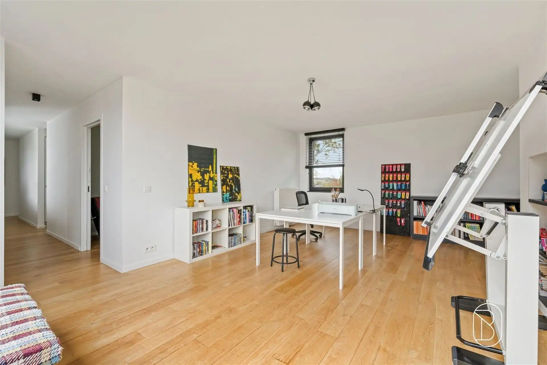 Ruime moderne villa met 6 slpk & prachtige tuin op 2200M2 foto 17