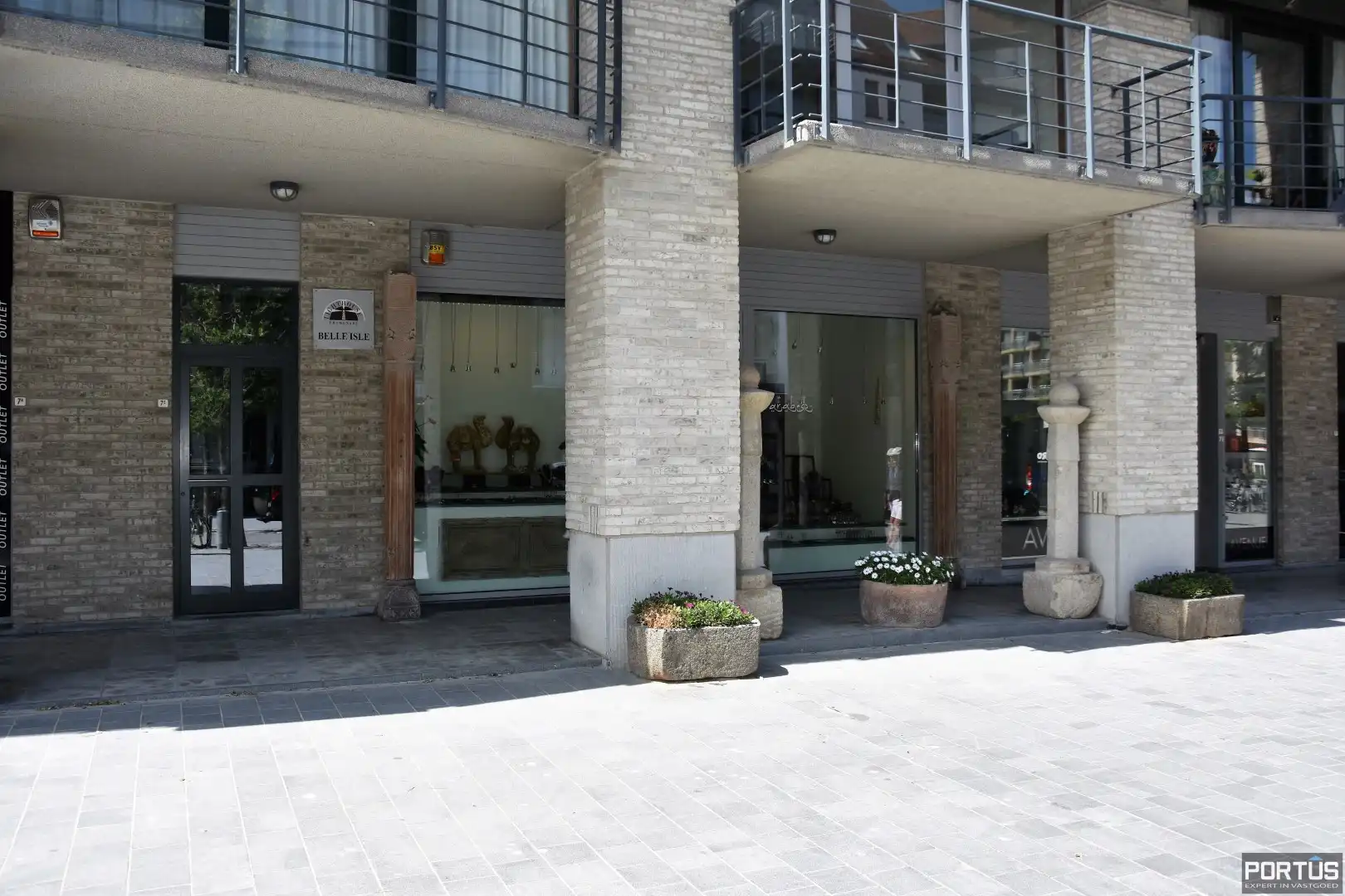 Handelspand met uitstekende ligging te huur te Nieuwpoort-Bad foto 6