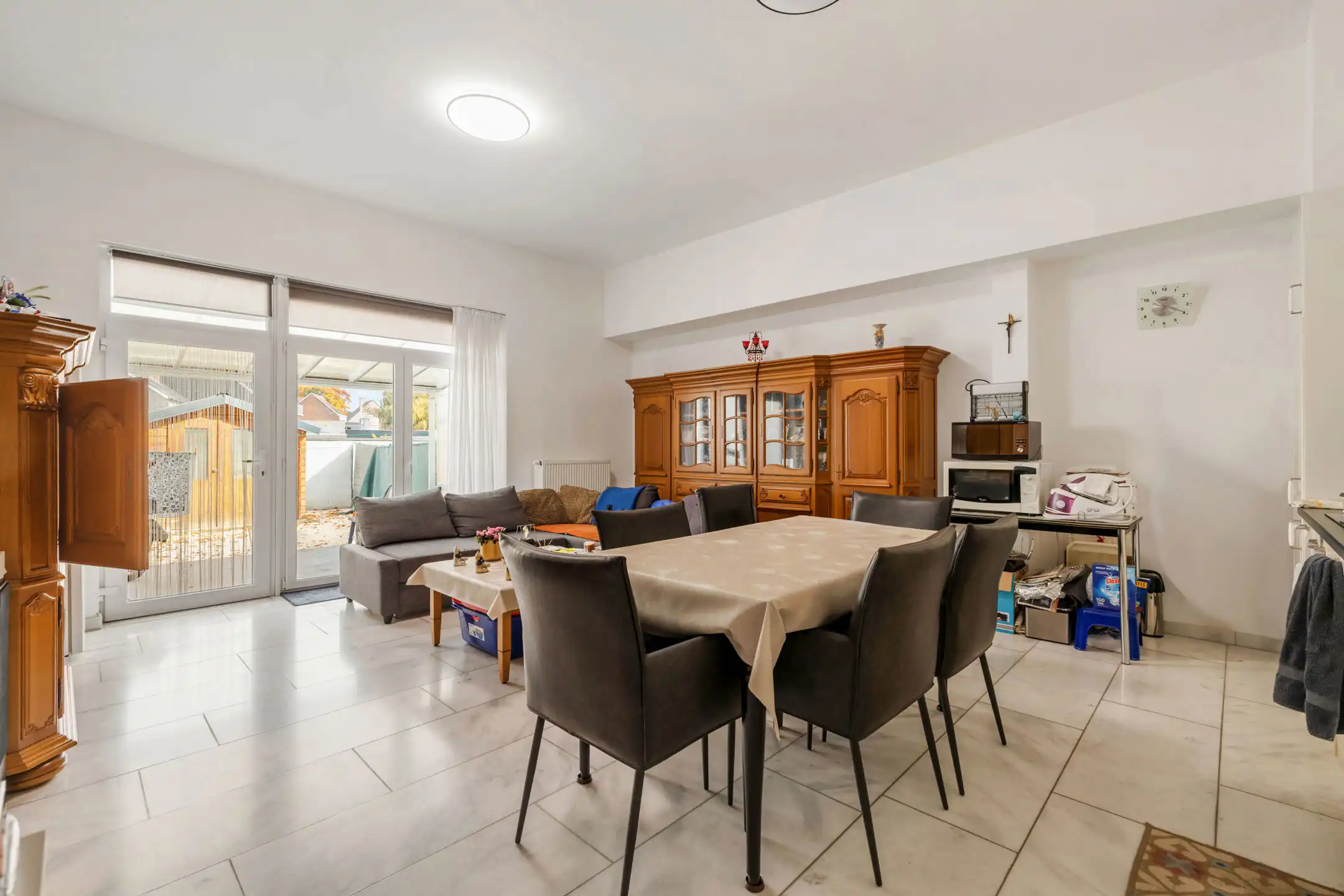 Gezellige gelijkvloersappartement met 2 parkeerplaatsen foto 3