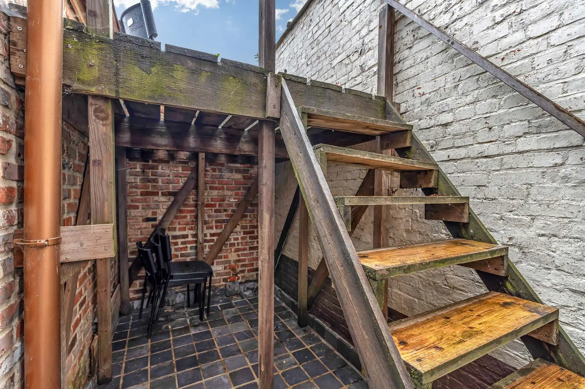 Instapklare rijwoning met 4 slpks, 2 badkamers en terras foto 19