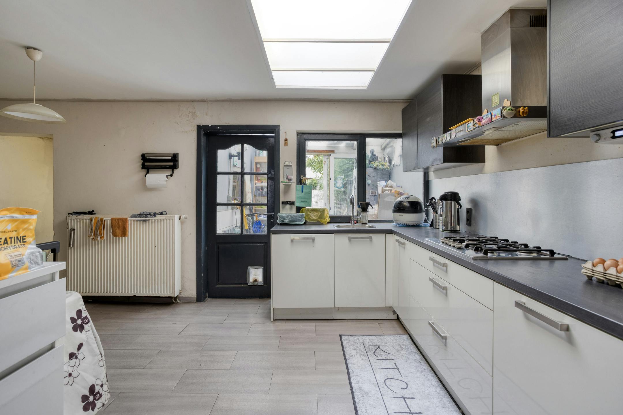 Huis met 5 slaapkamers en tuin in Deurne! foto 6