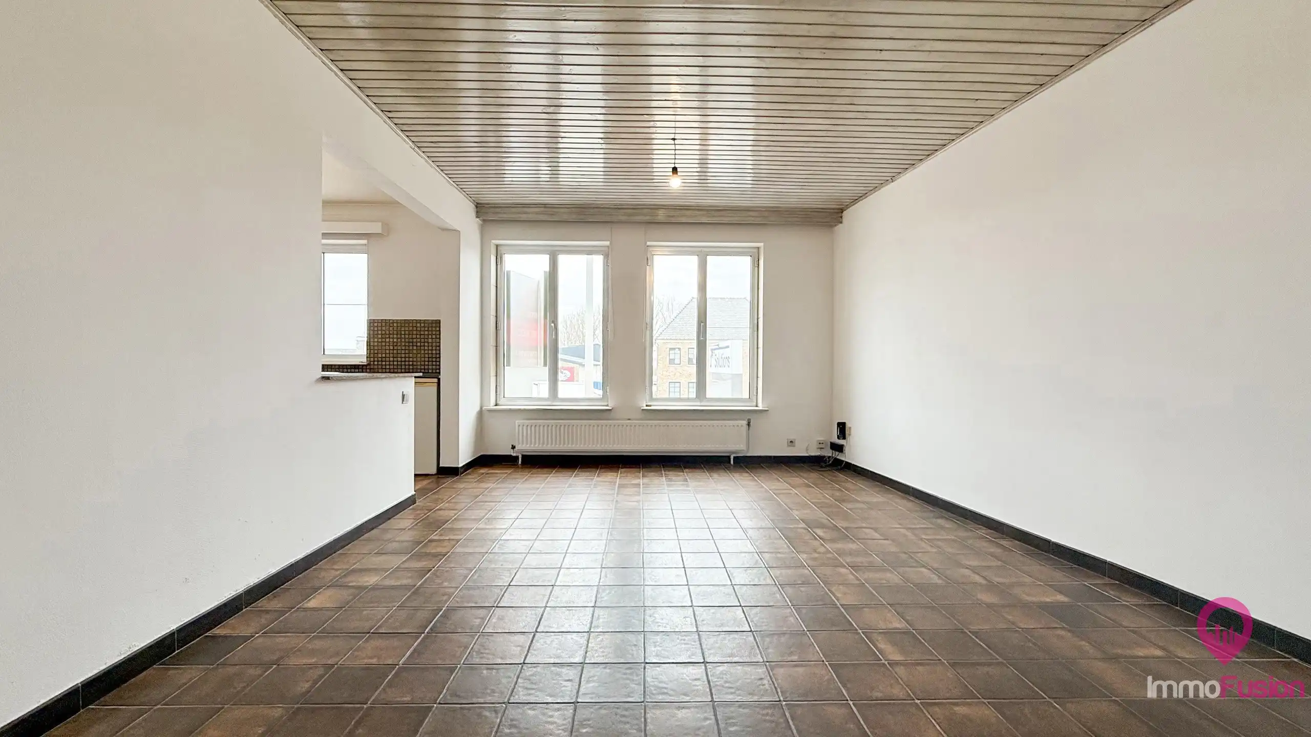 Ideaal gelegen 2-slaapkamerappartement met uitstekende bereikbaarheid! foto 5