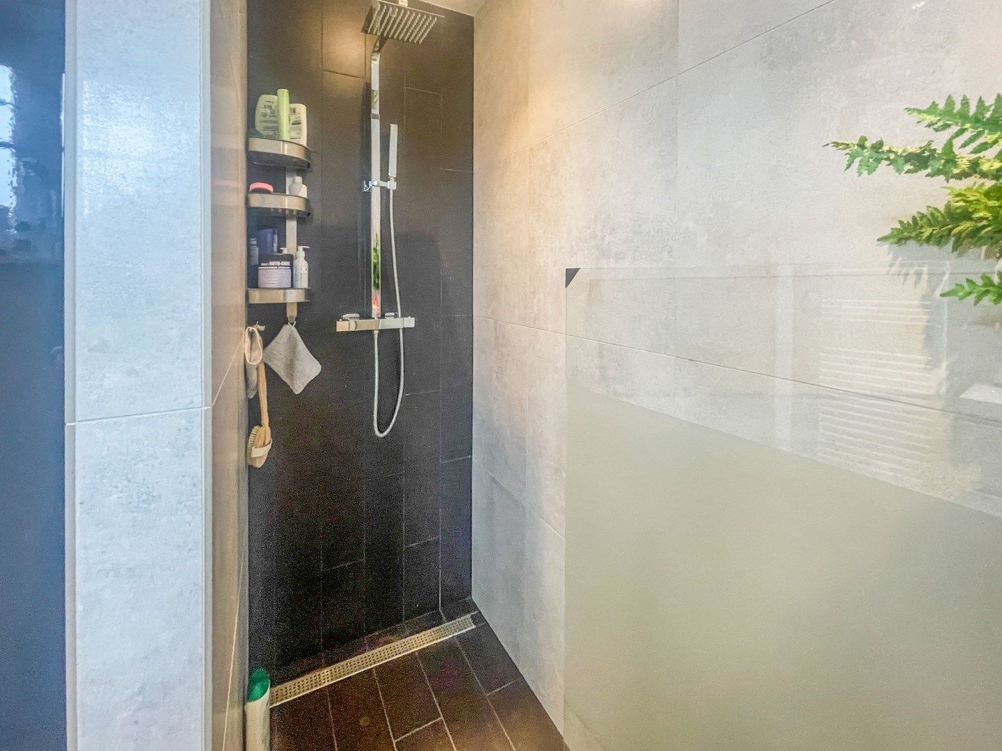 INSTAPKLARE WONING MET 2 SLAAPKAMERS + BUREAU ! foto 22