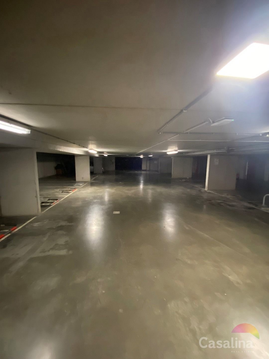 Twee parkings : 8.000€ / autostaanplaats foto 2