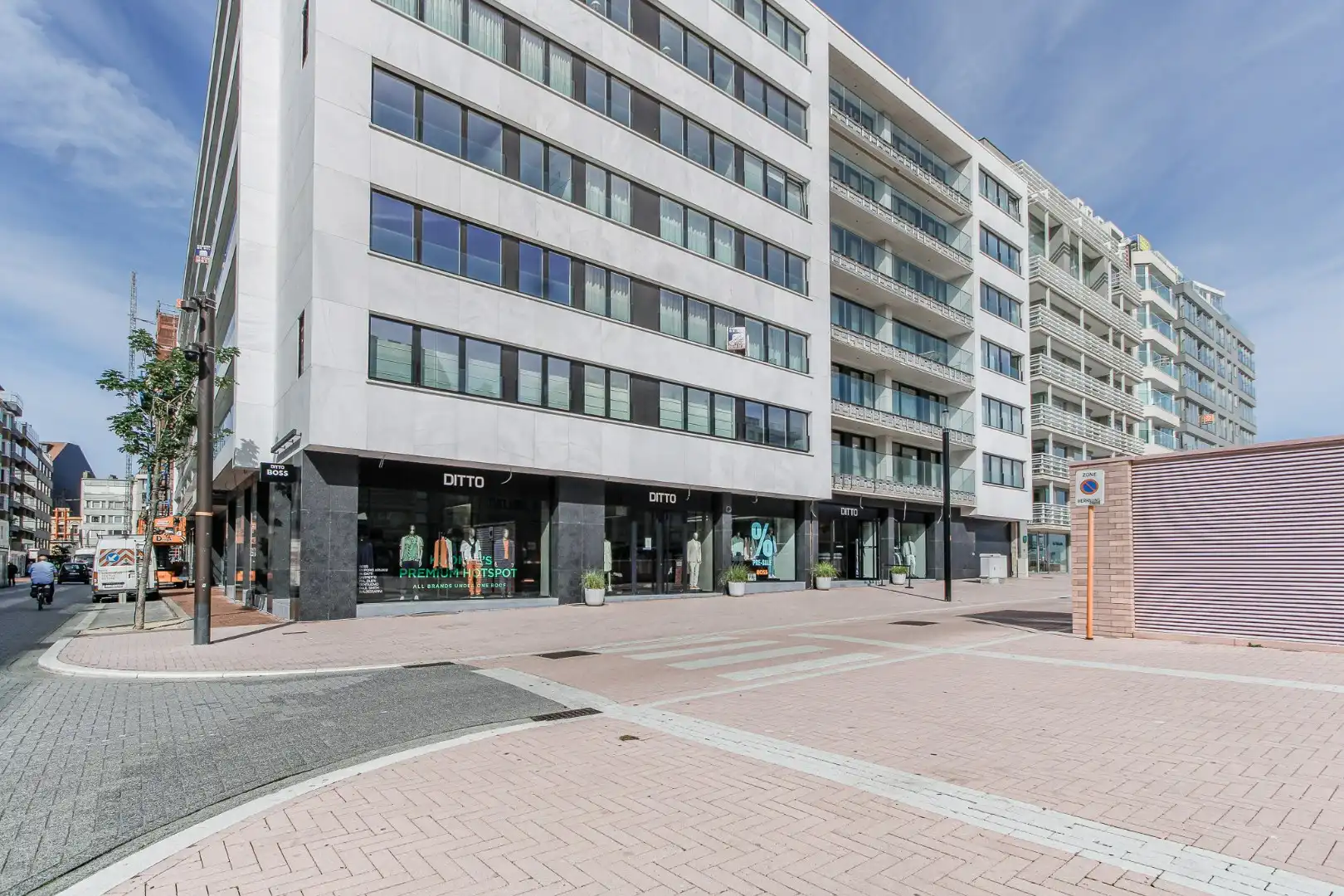 Commerciële ruimte te koop Lichttorenplein 2 - - 8300 Knokke-Heist