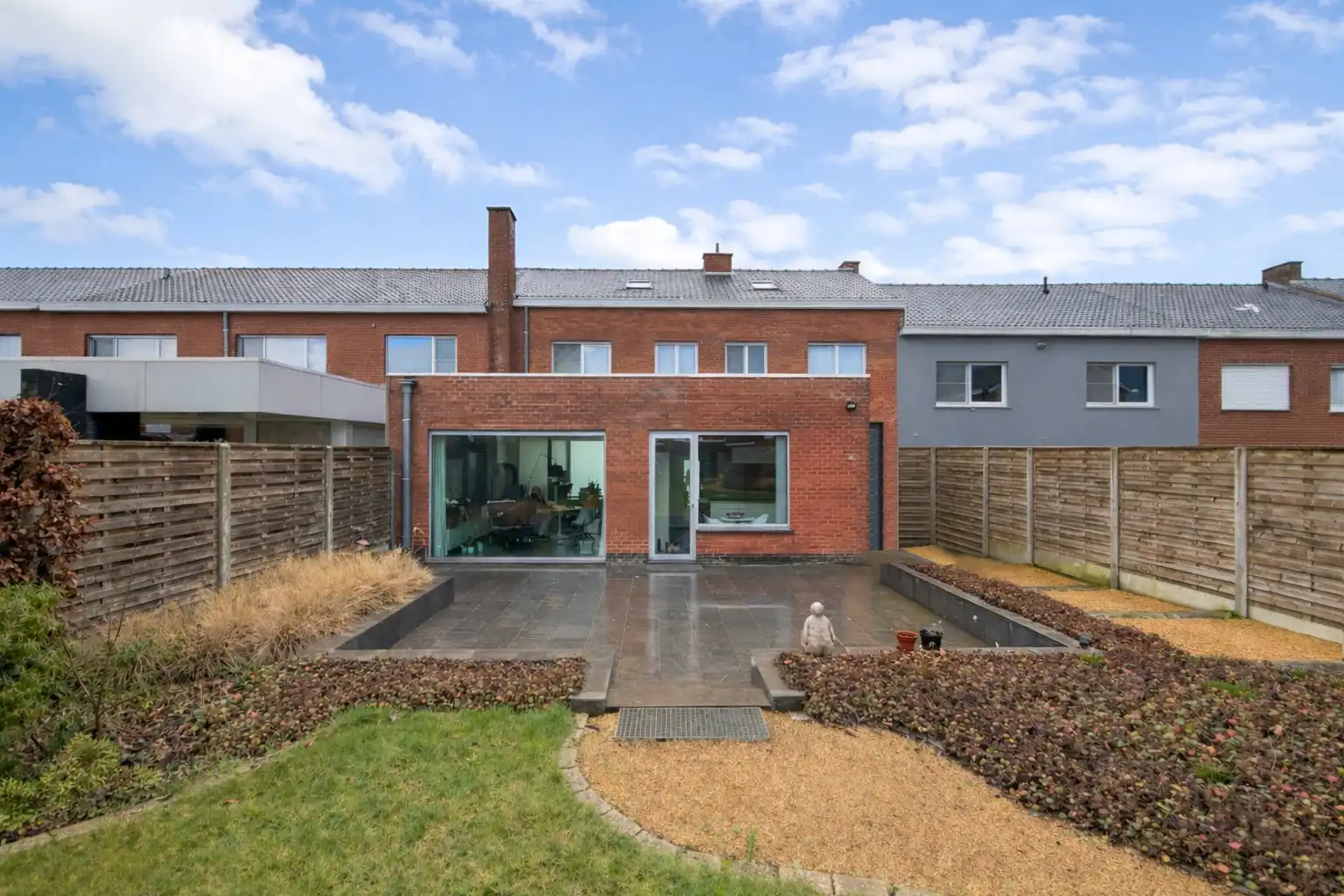 Prachtige gezinswoning met mooie tuin en bijgebouw, instapklaar afgewerkt, Torhout. foto 37