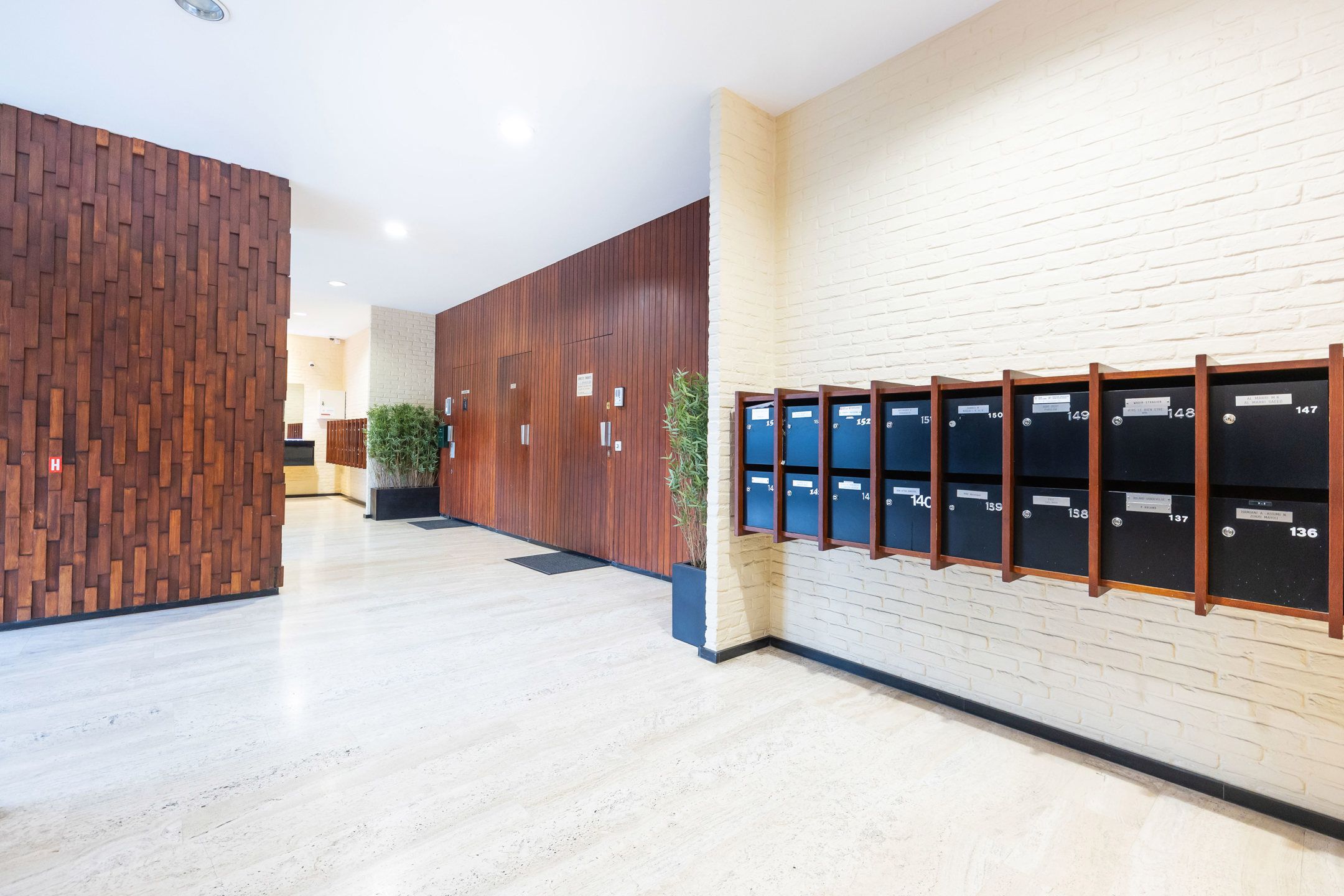 Mooi appartement met 2 slaapkamers van ± 98 m² foto 14