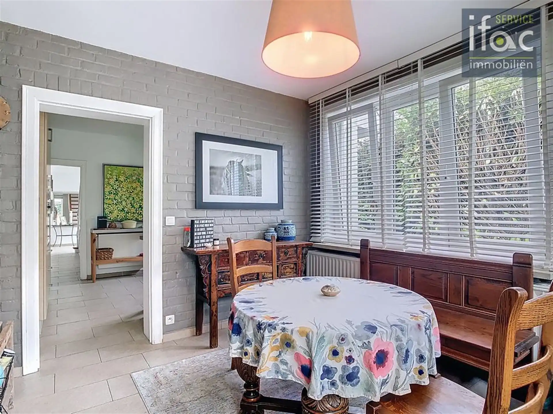 Prachtige villa op toplocatie, 6 slaapkamers en 2 badkamers foto 9